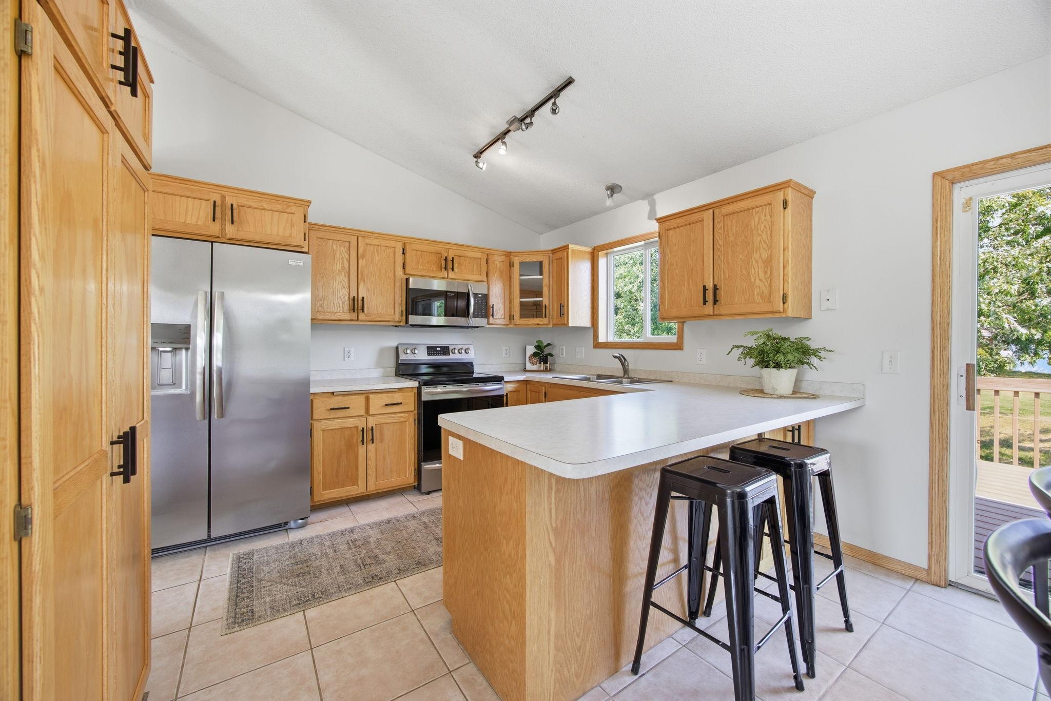 5522 Lambert Avenue Ne Property Photo 12