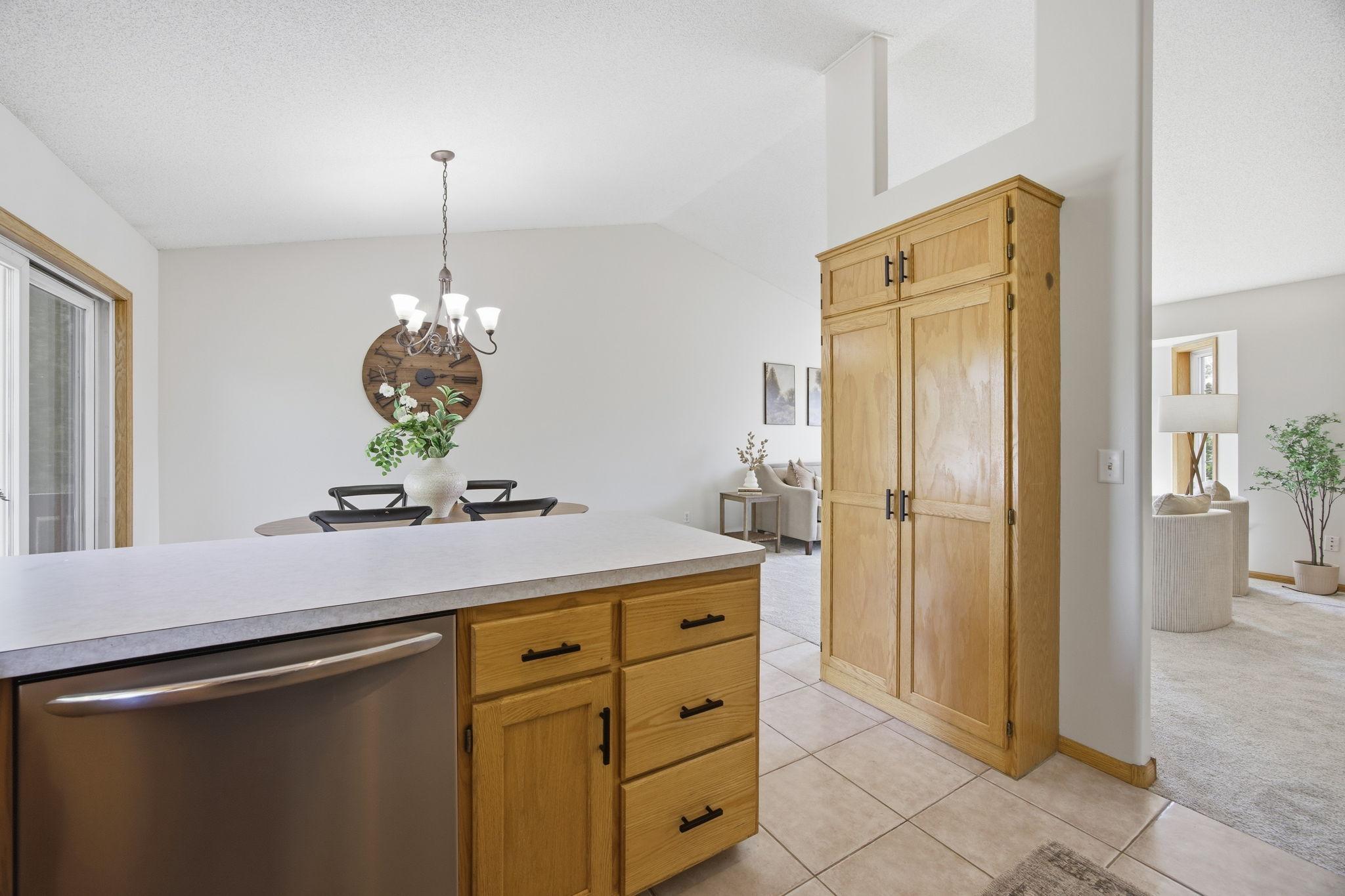 5522 Lambert Avenue Ne Property Photo 14