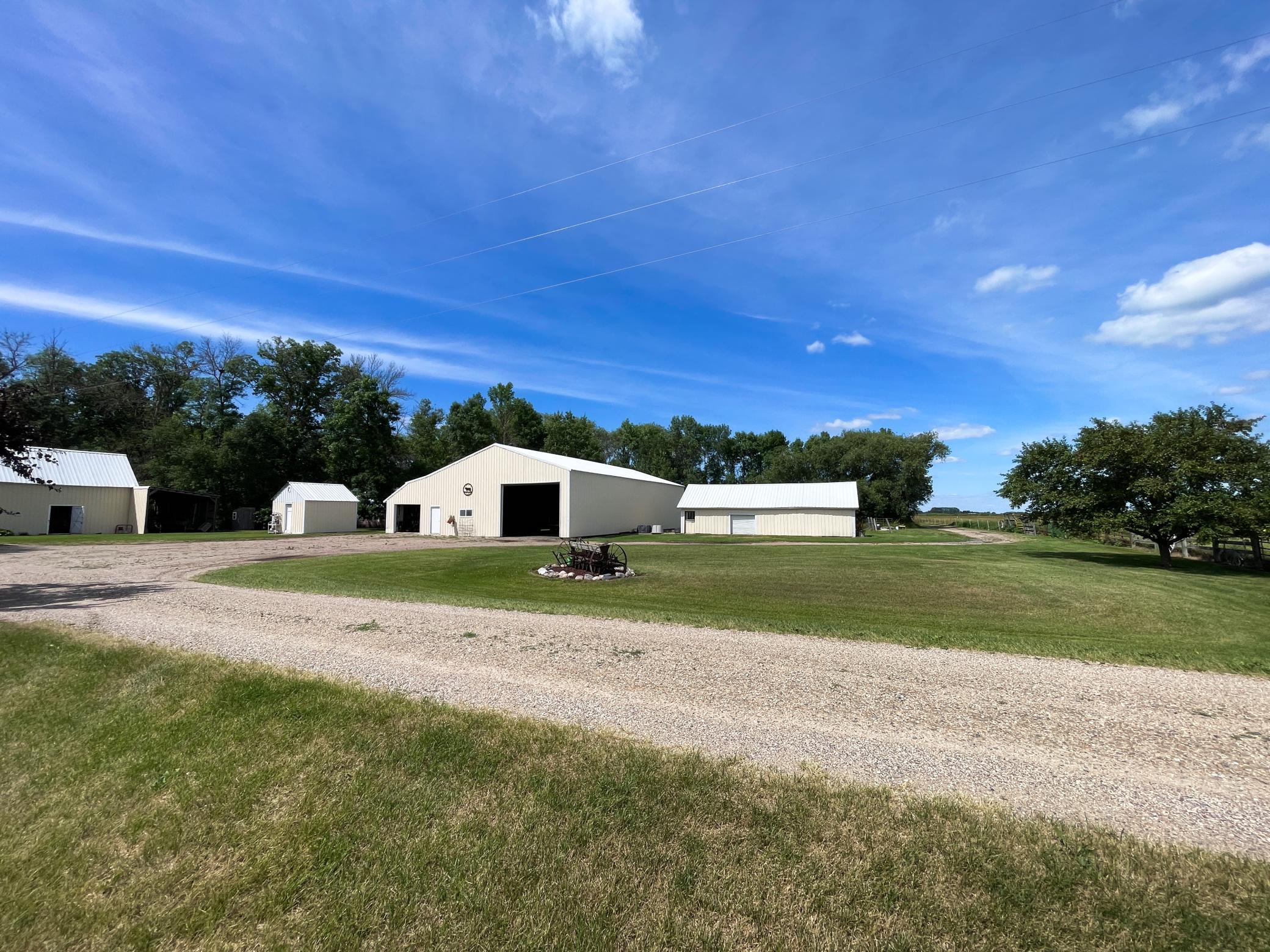 56631 149th Avenue Property Photo 30