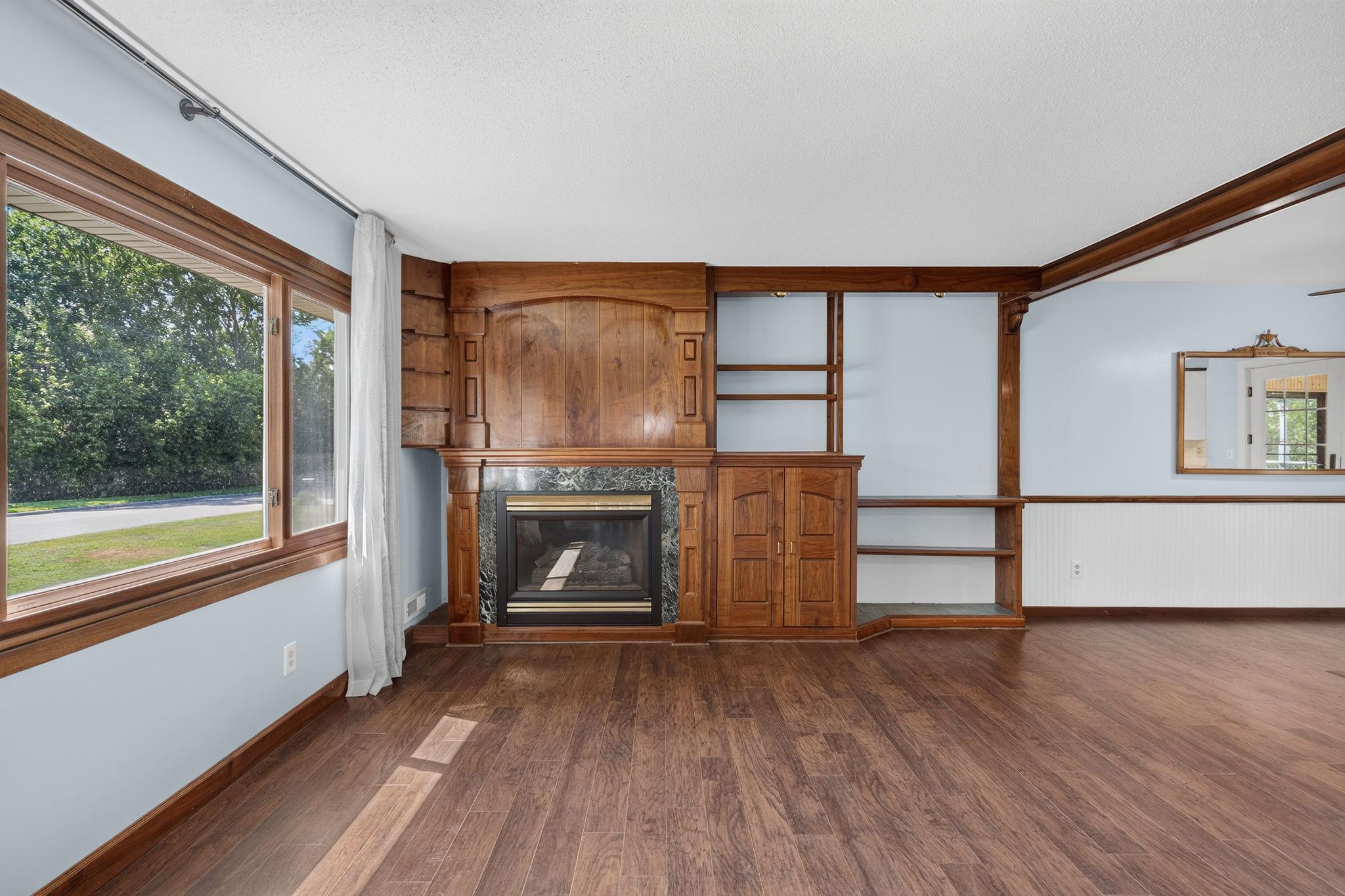 6441 Edgemont Boulevard N Property Photo 8