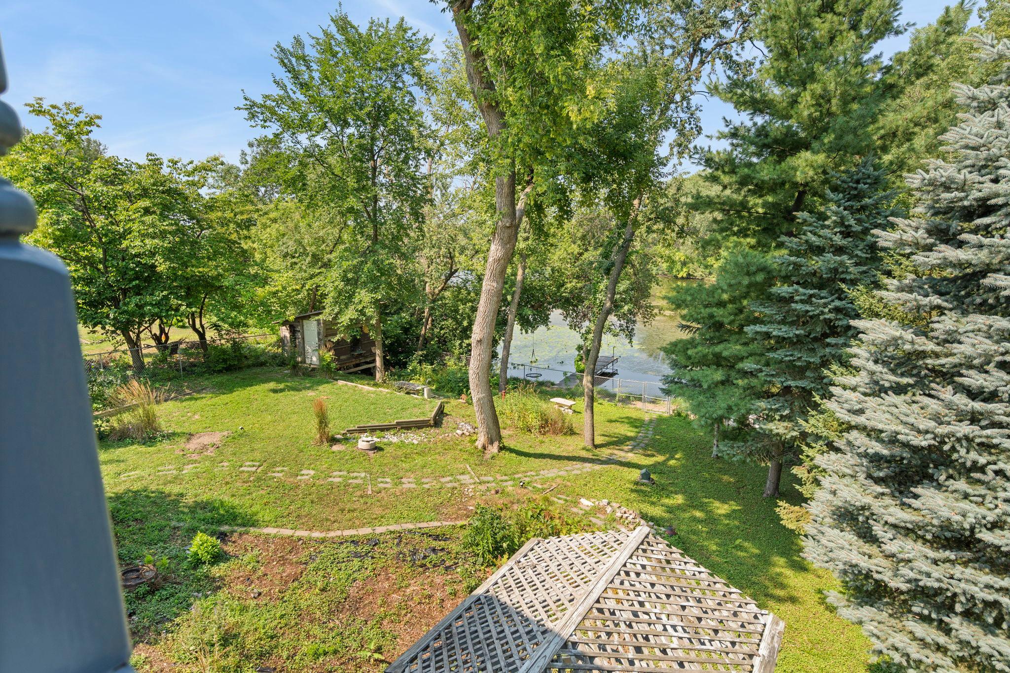 6441 Edgemont Boulevard N Property Photo 22