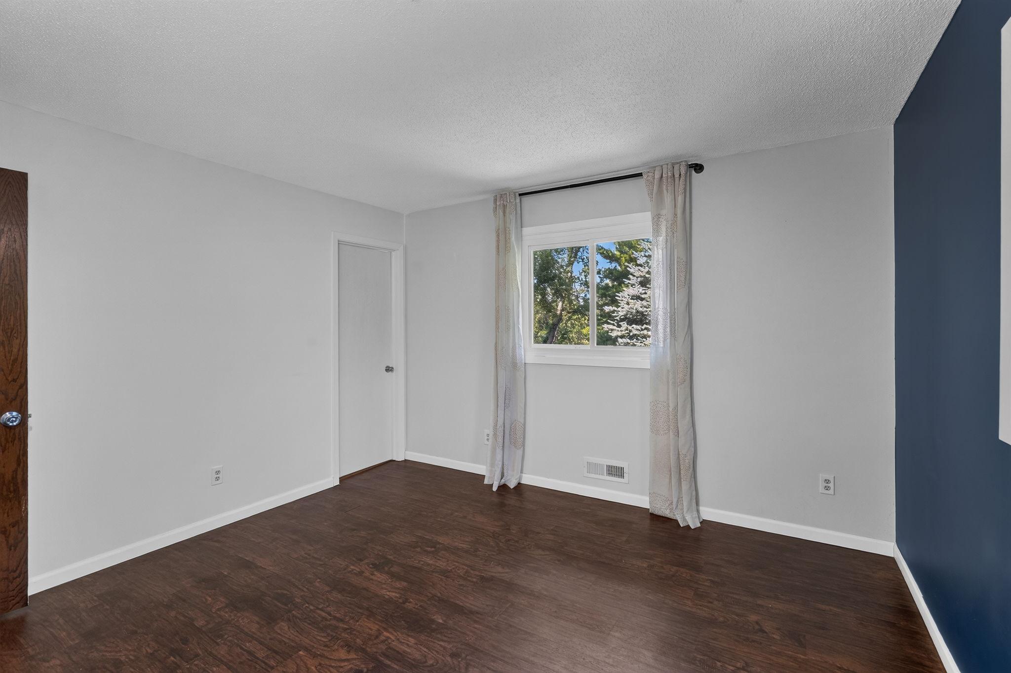 6441 Edgemont Boulevard N Property Photo 26