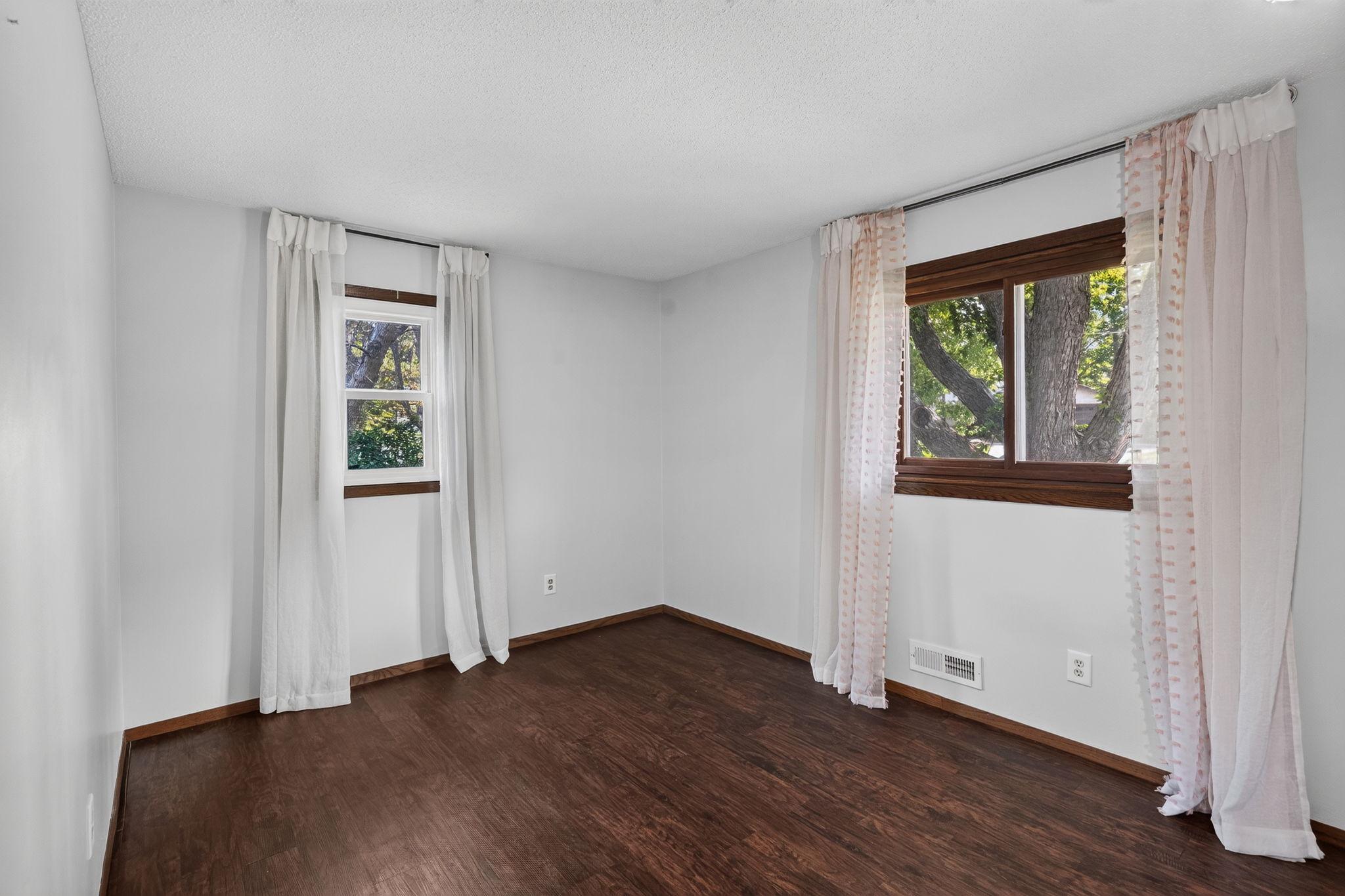 6441 Edgemont Boulevard N Property Photo 30