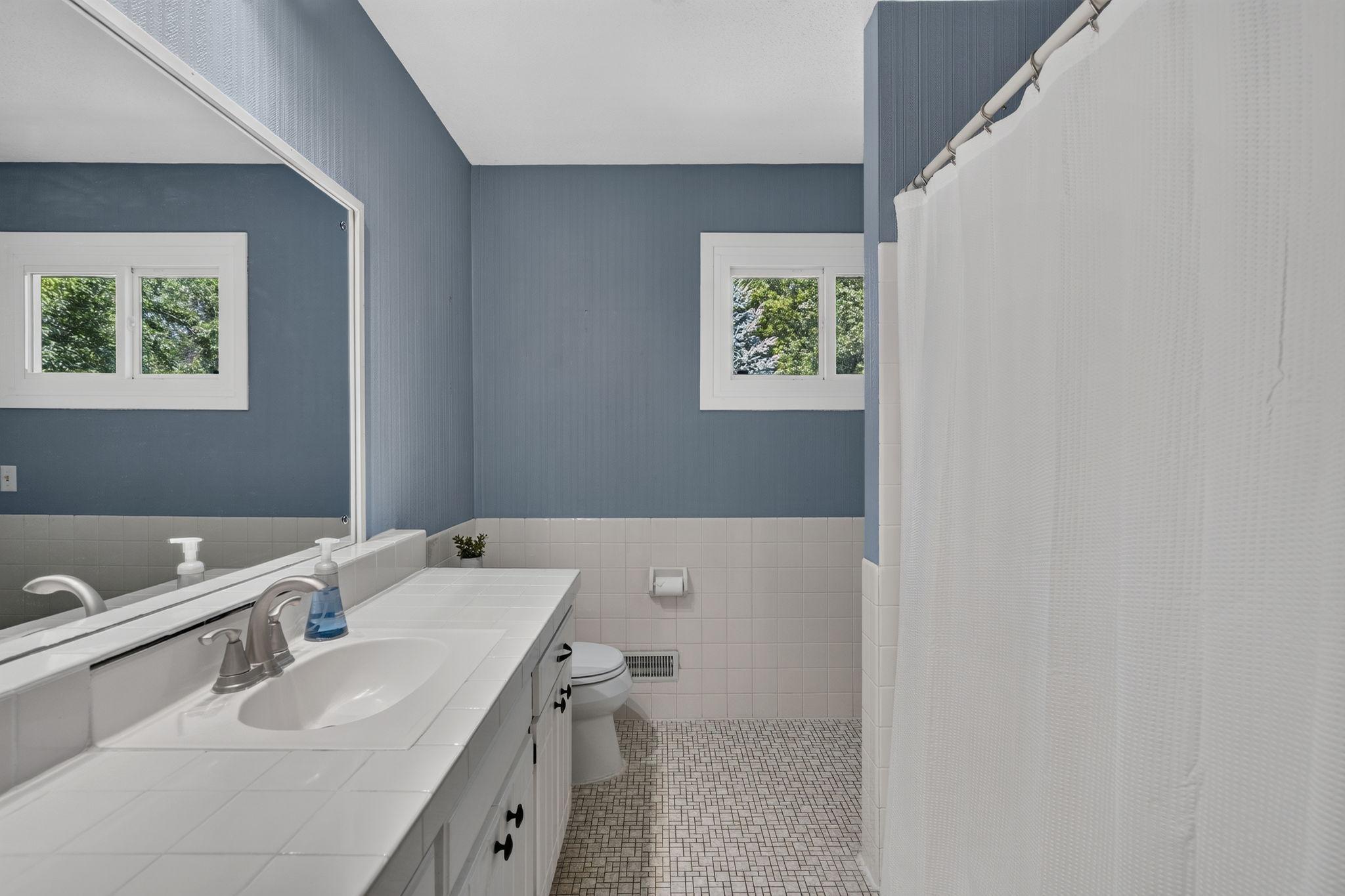 6441 Edgemont Boulevard N Property Photo 35