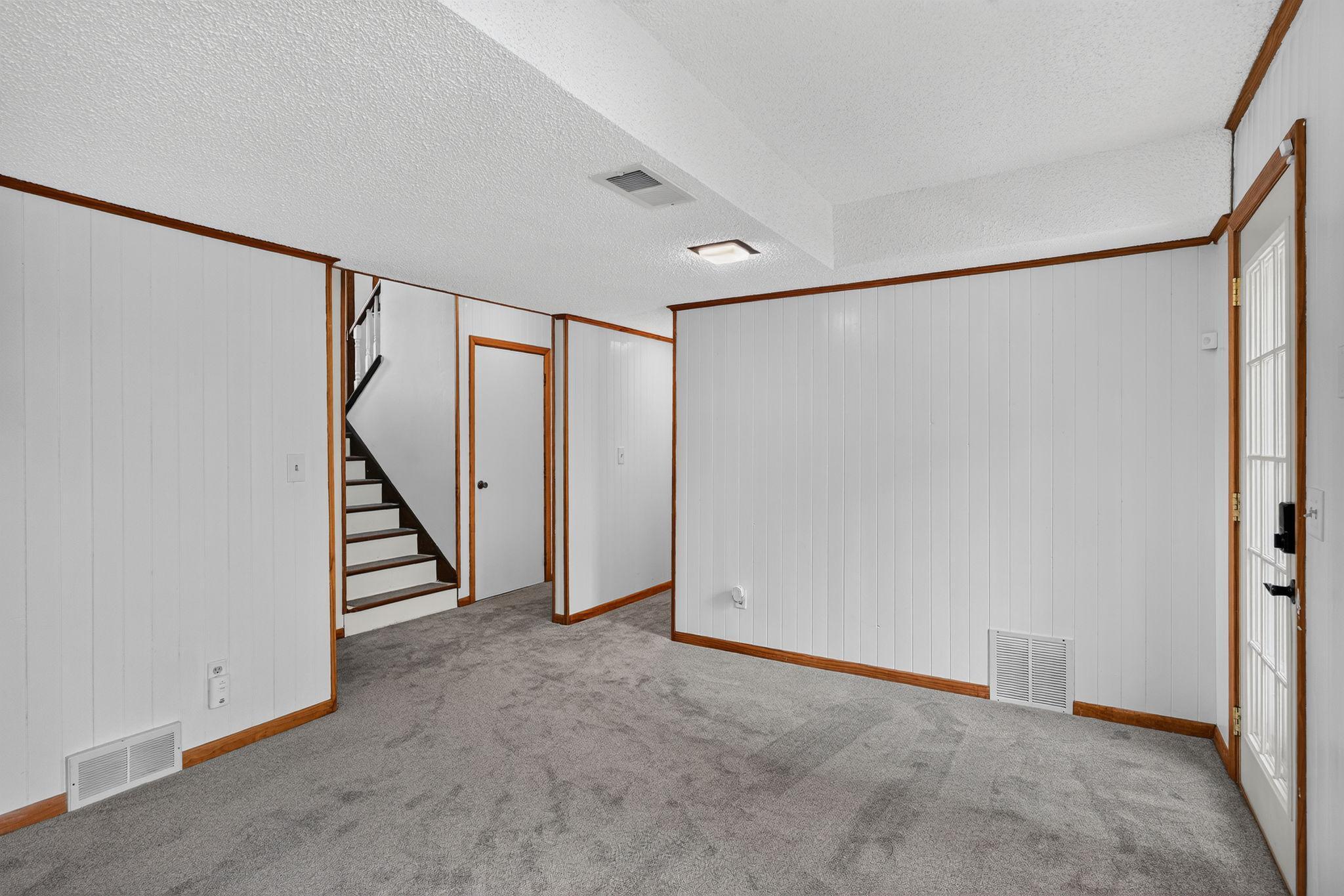 6441 Edgemont Boulevard N Property Photo 41
