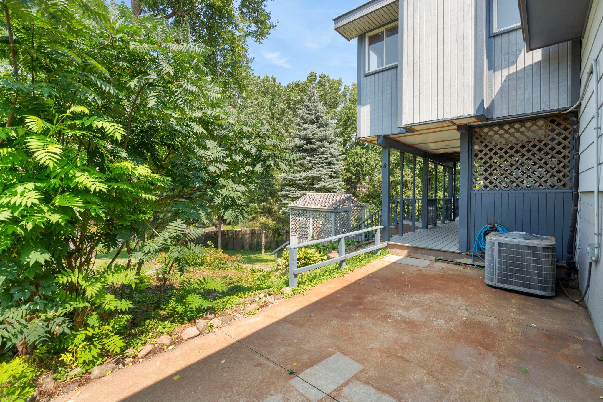 6441 Edgemont Boulevard N Property Photo 59