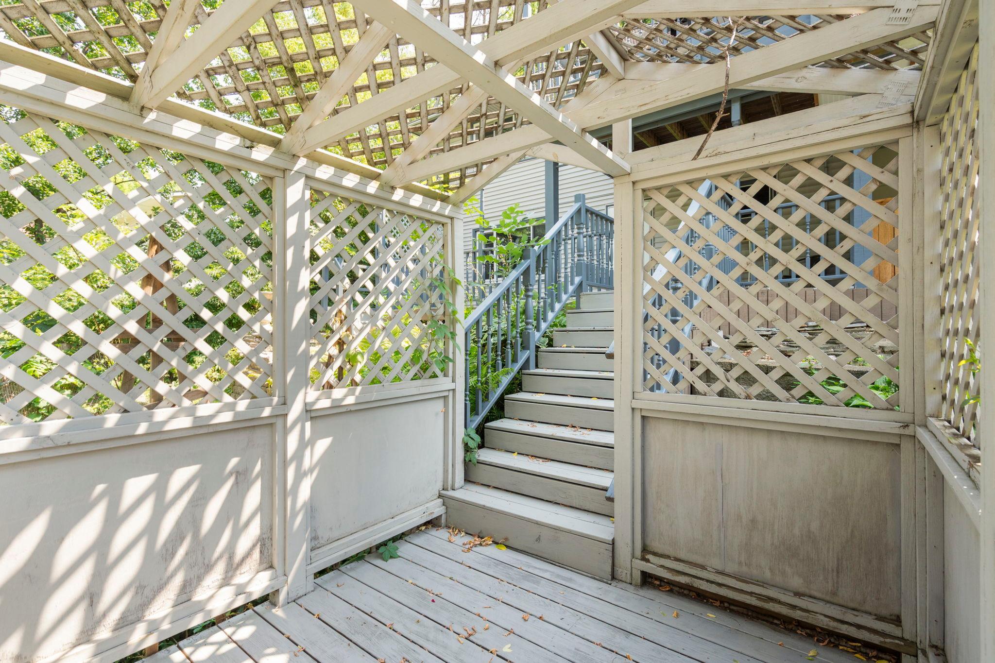 6441 Edgemont Boulevard N Property Photo 60