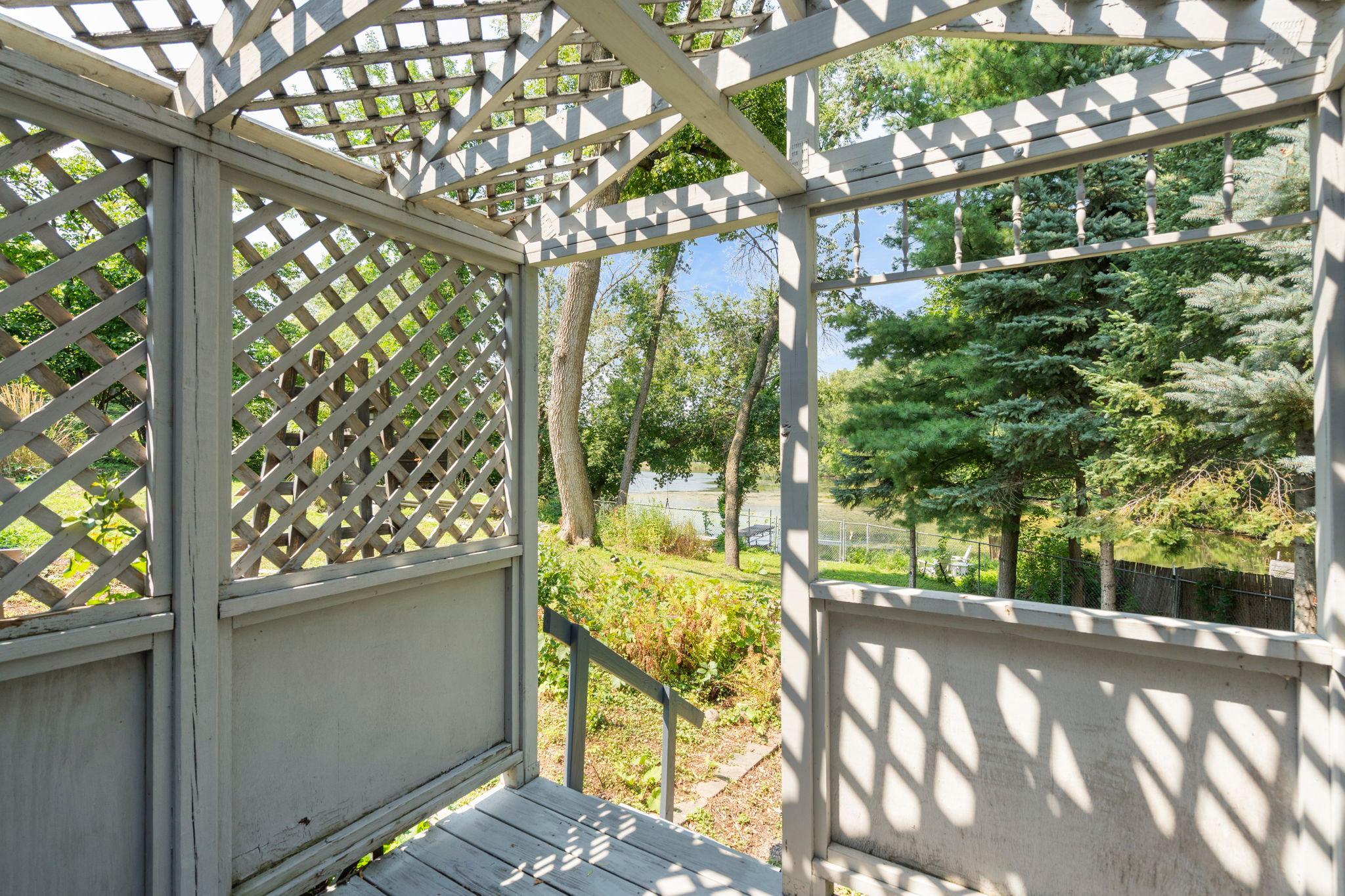 6441 Edgemont Boulevard N Property Photo 61