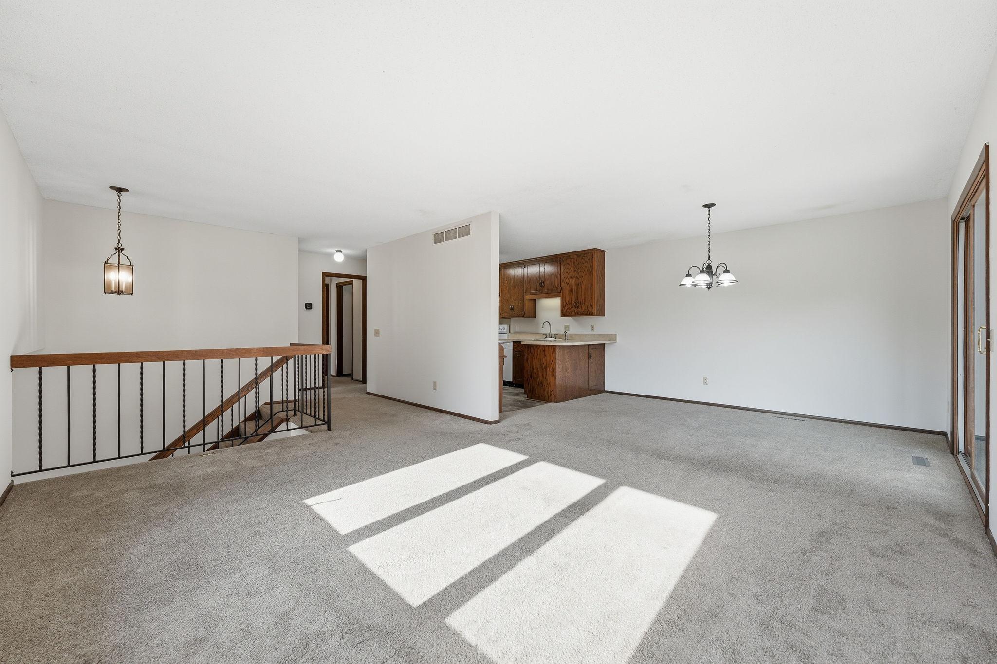 14708 Embry Path Property Photo 5