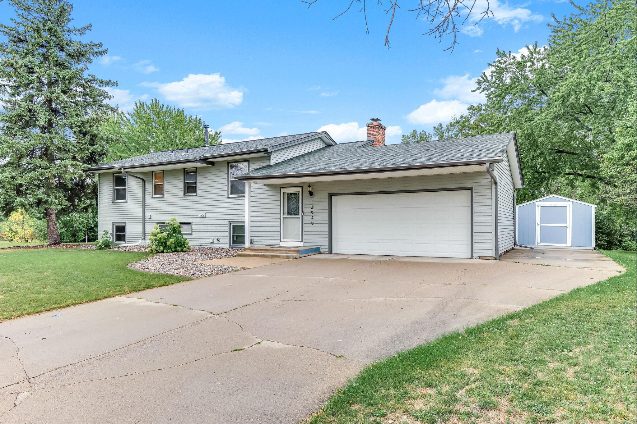 13949 Gauntlet Court Property Photo 2
