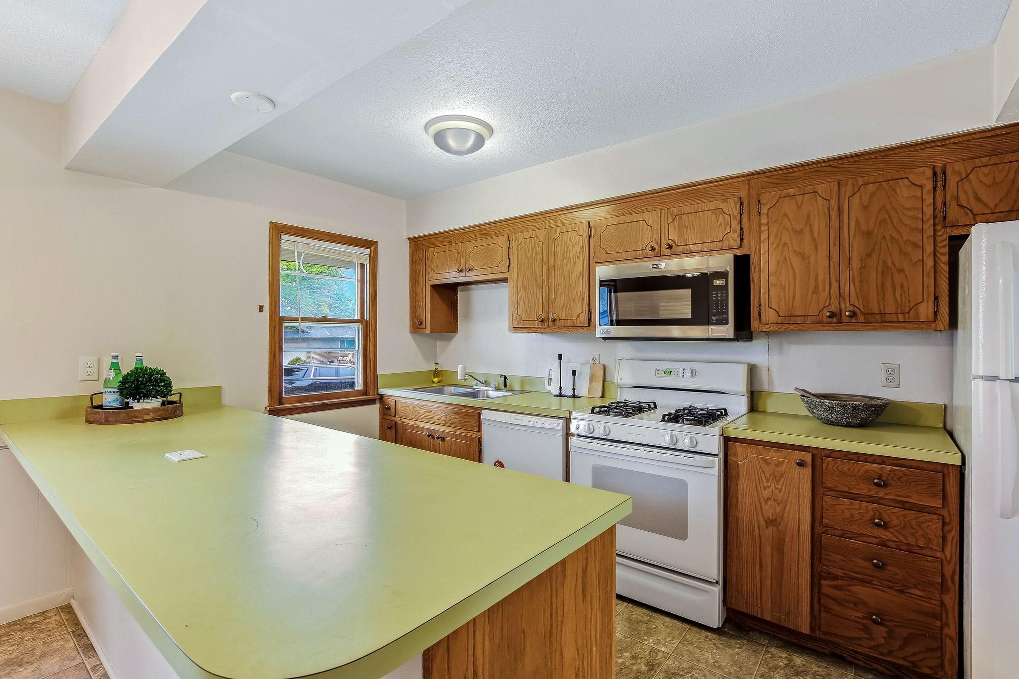 13949 Gauntlet Court Property Photo 11