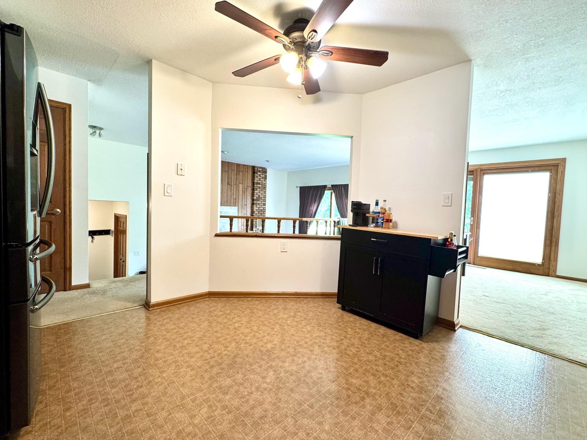 404 Crescent Drive Property Photo 7