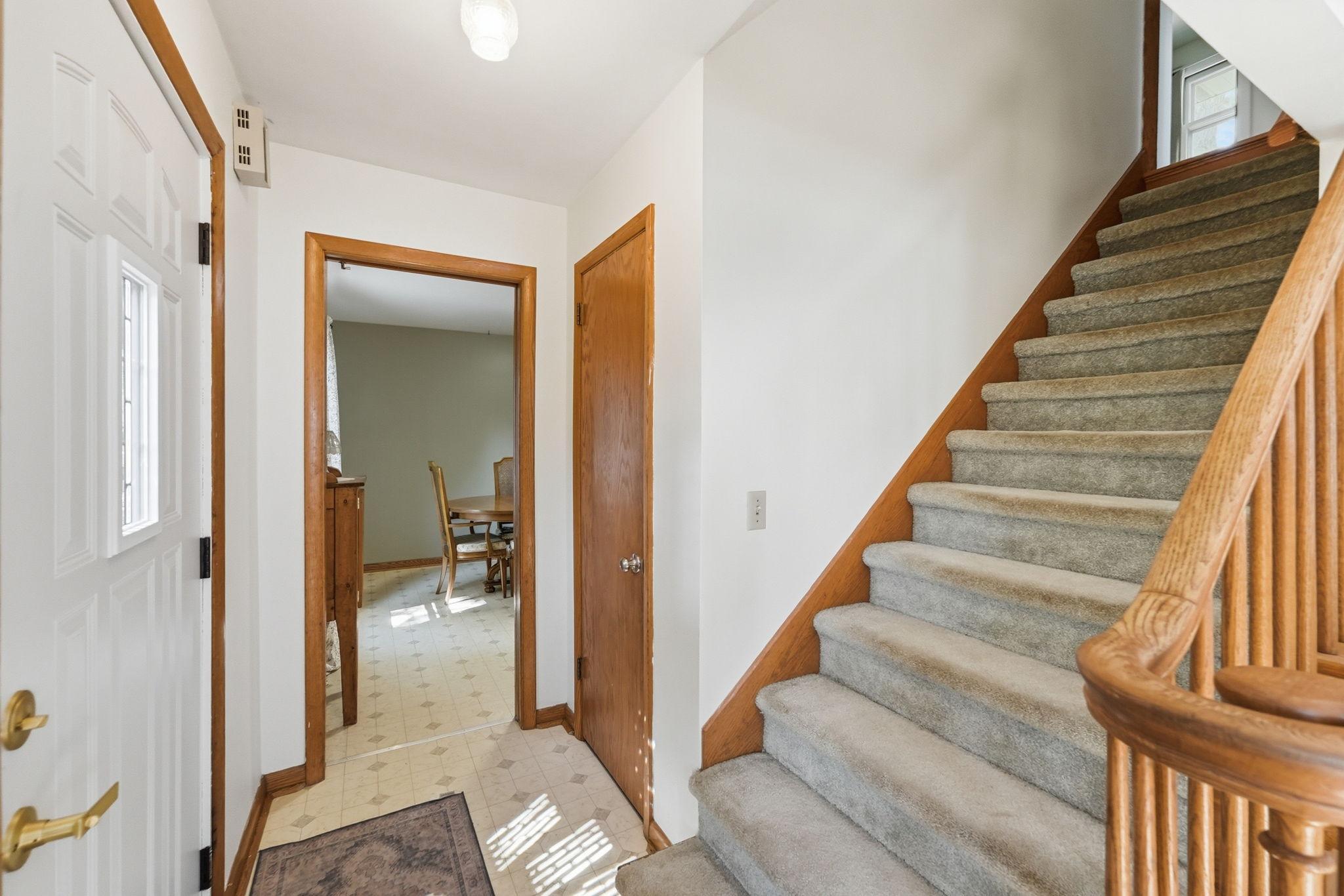 1041 23rd Avenue N Property Photo 6