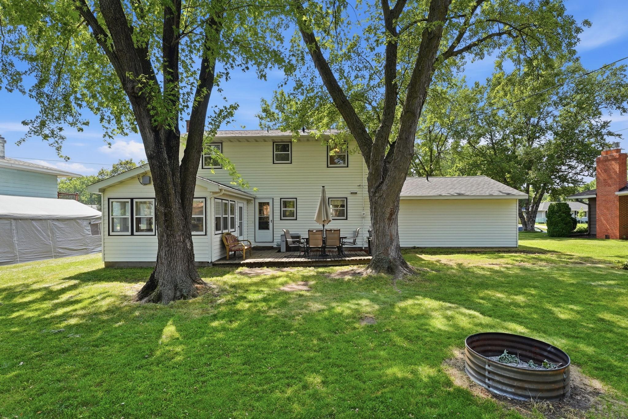 1041 23rd Avenue N Property Photo 23