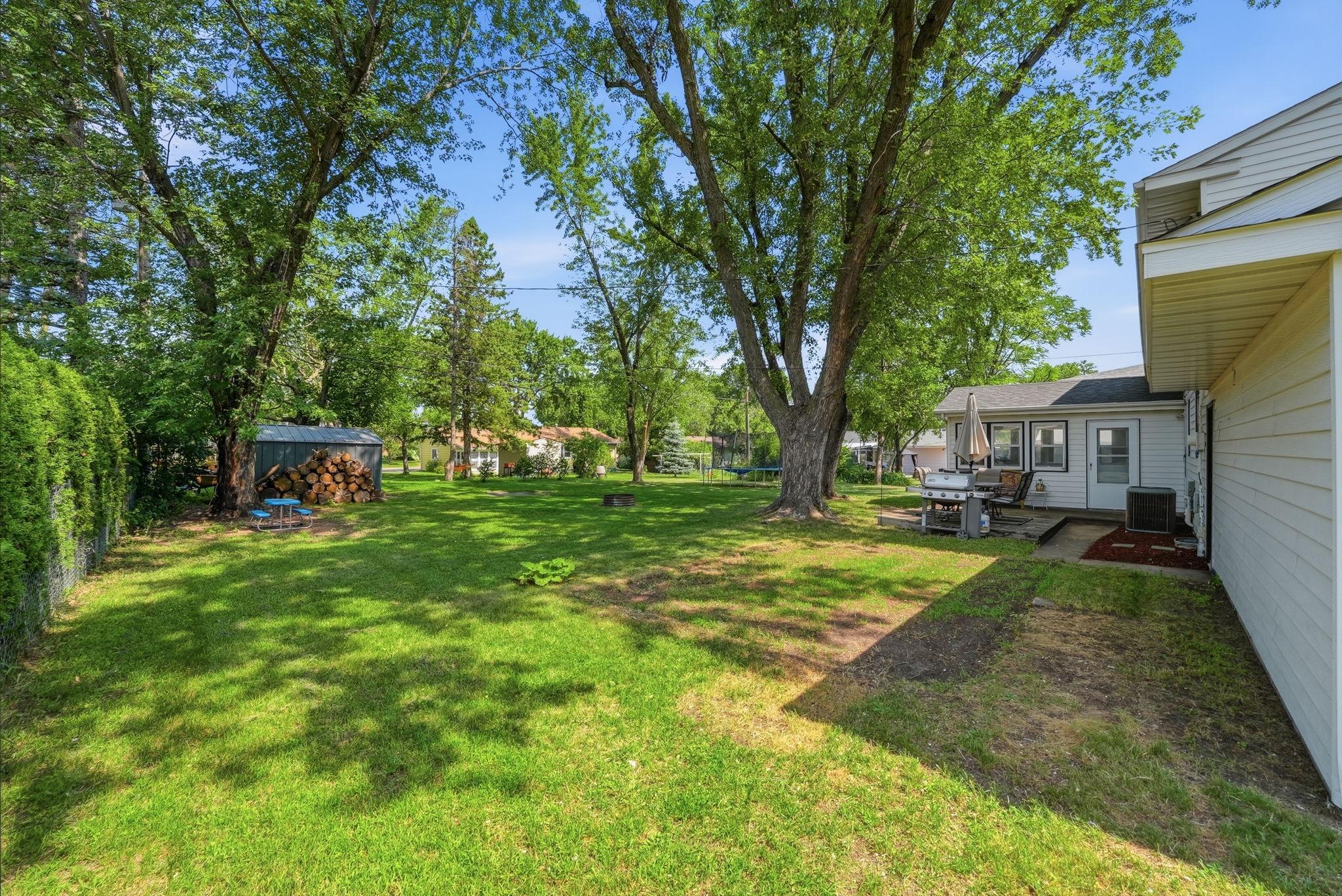 1041 23rd Avenue N Property Photo 24