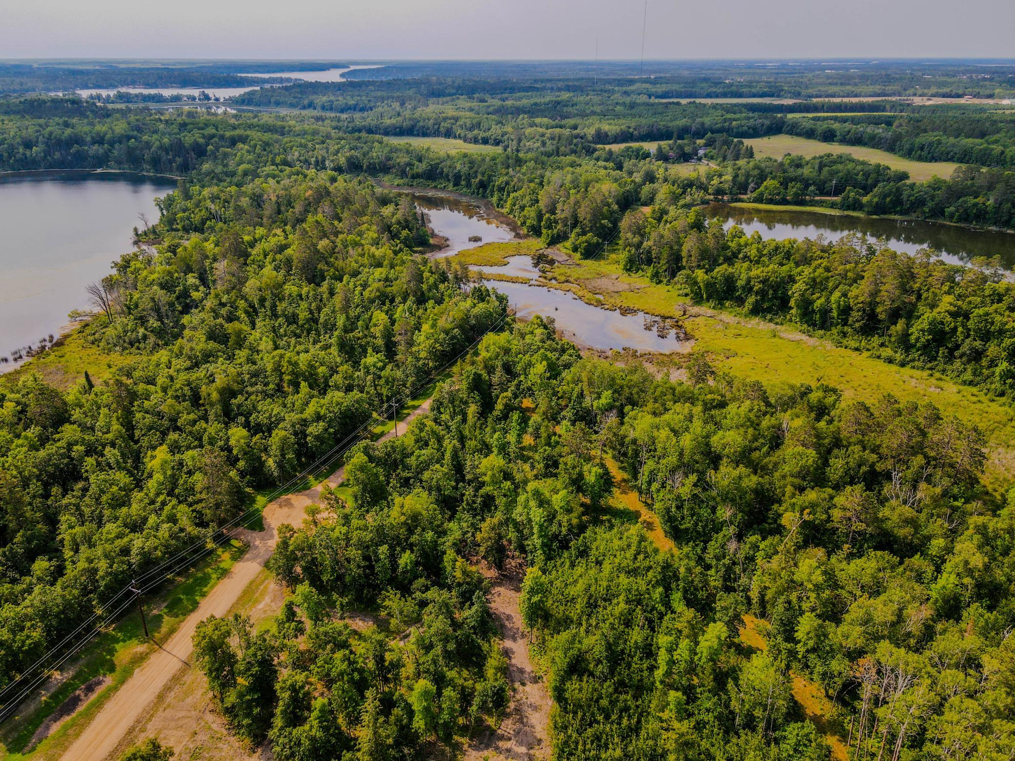 17907 County 81 Property Photo 6