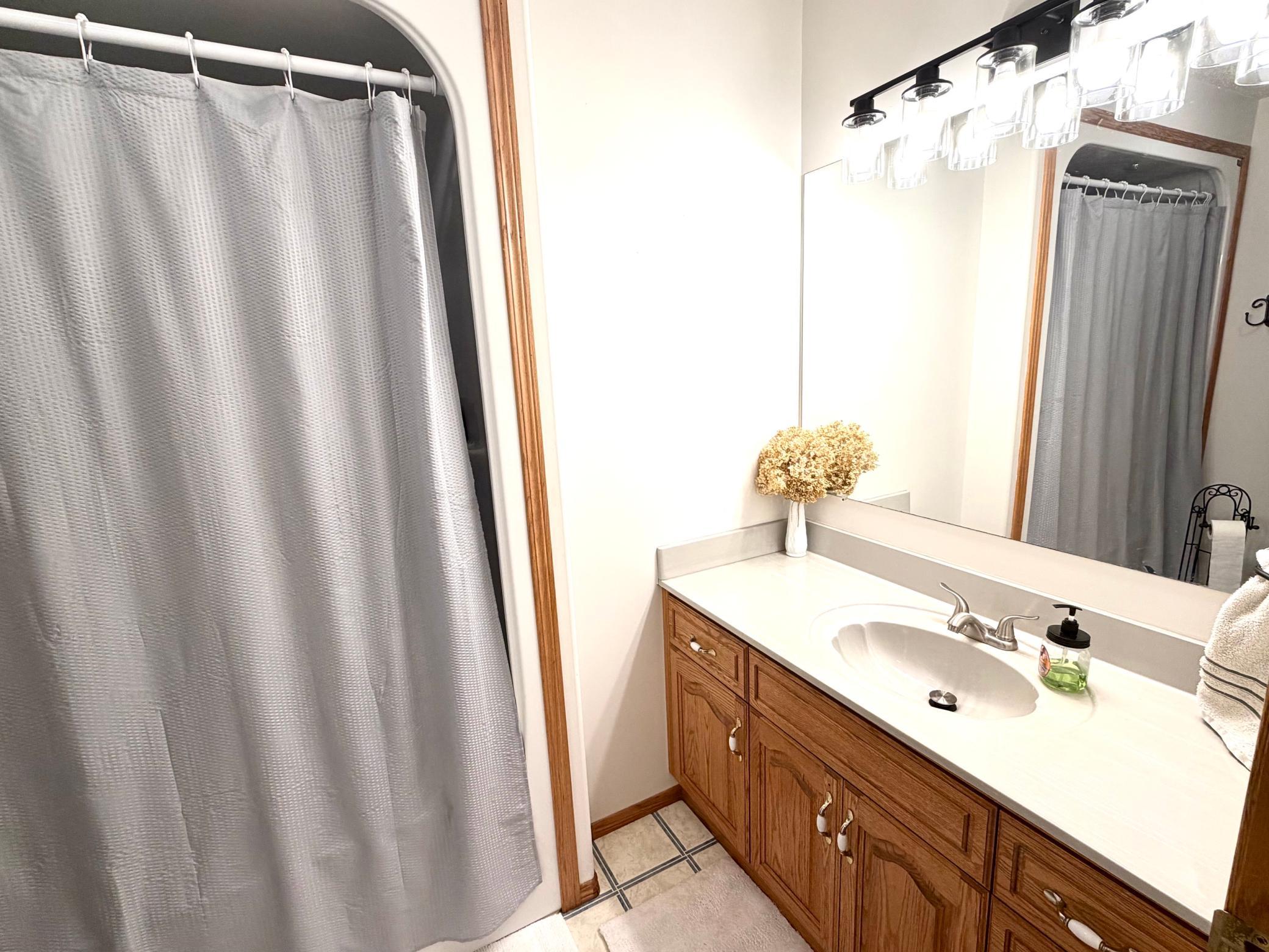 407 Oak Crest Boulevard Property Photo 13