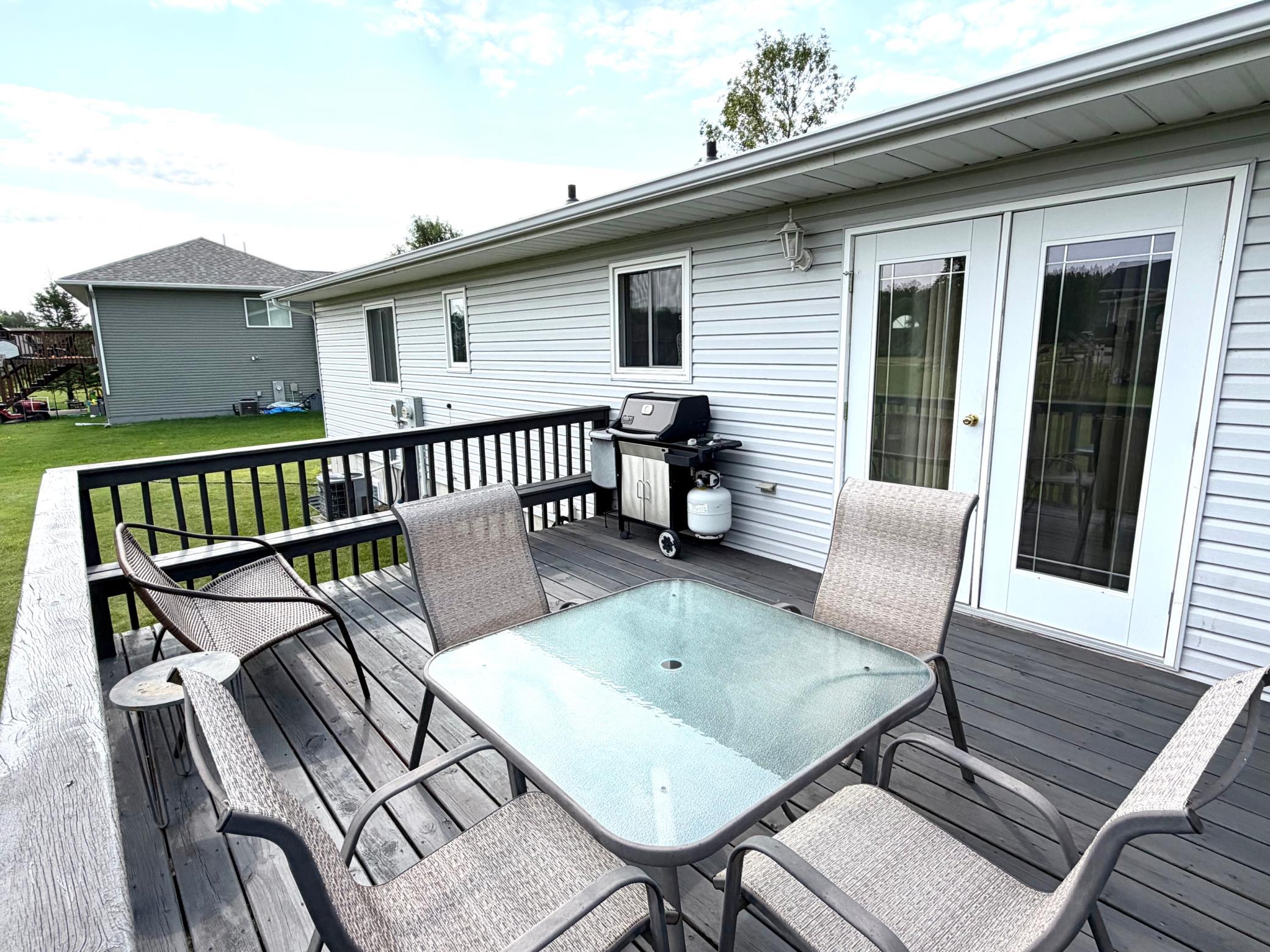 407 Oak Crest Boulevard Property Photo 17
