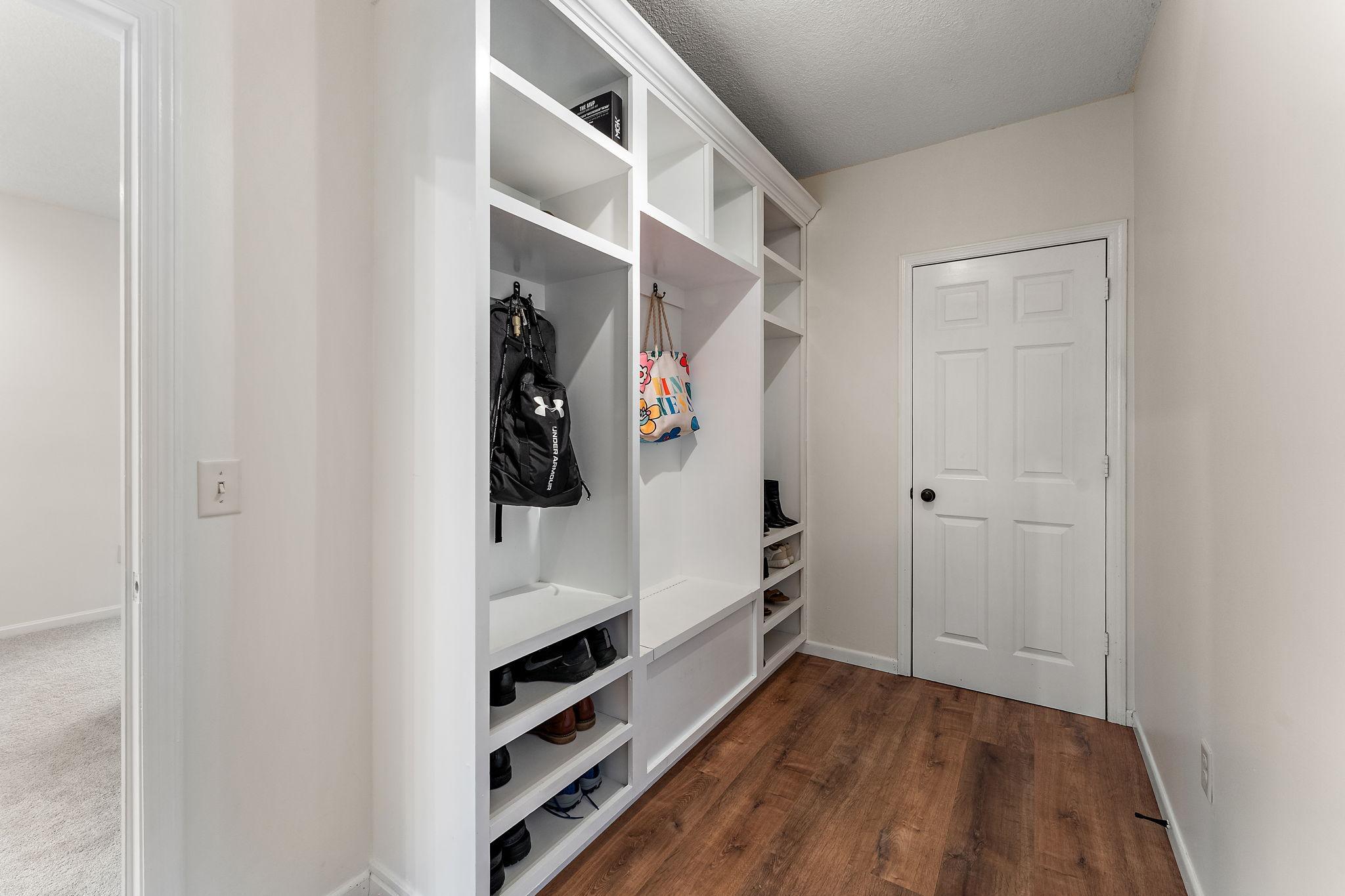15659 Highview Lane Property Photo 20