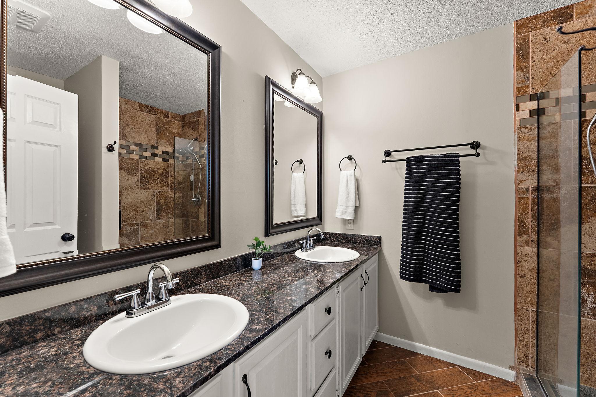 15659 Highview Lane Property Photo 23