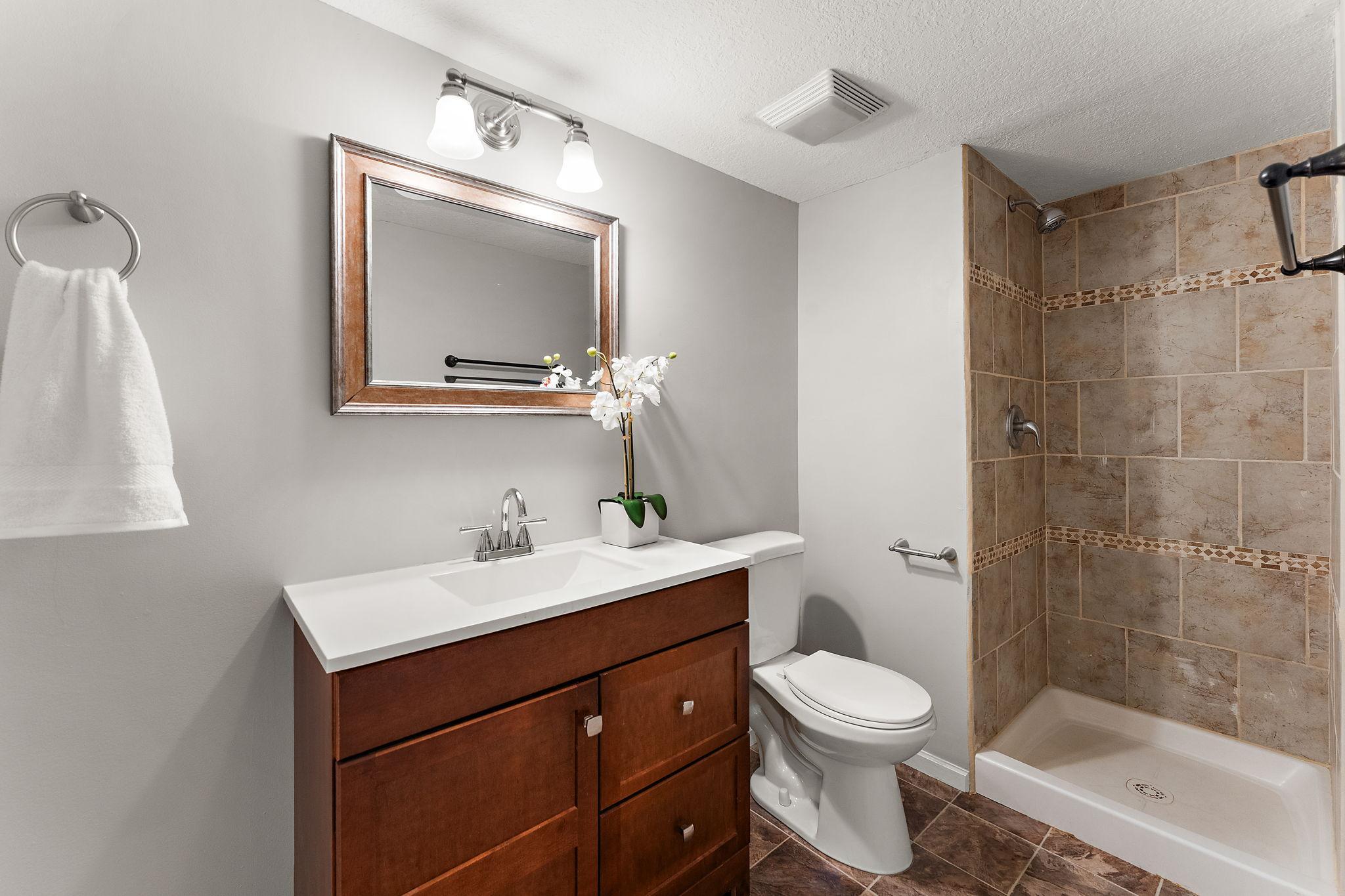 15659 Highview Lane Property Photo 34