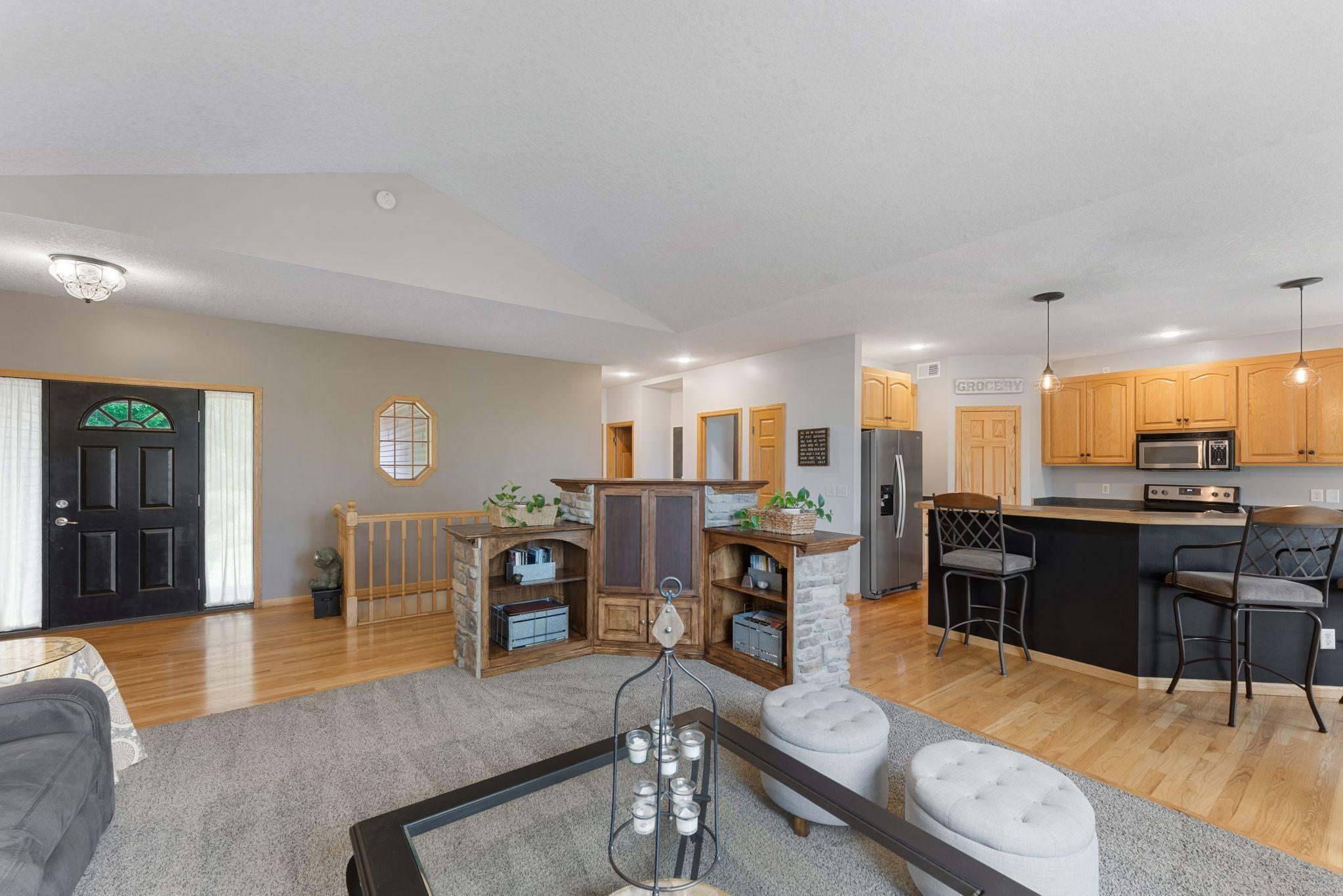 1678 Hunters Trail Property Photo 4