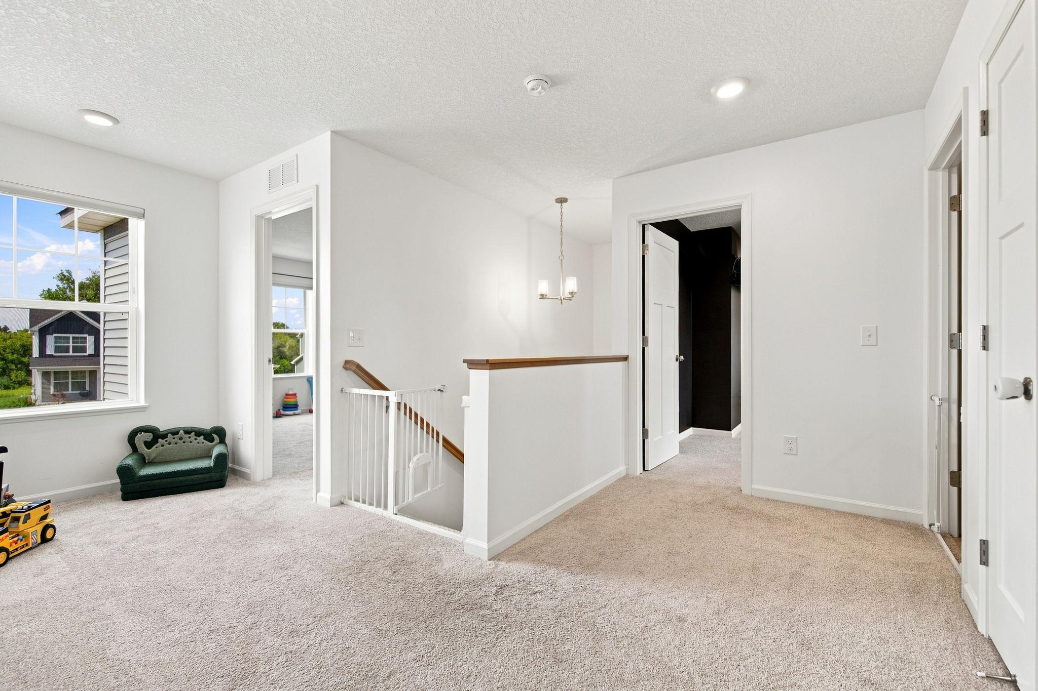 15519 Goodview Trail N Property Photo 27
