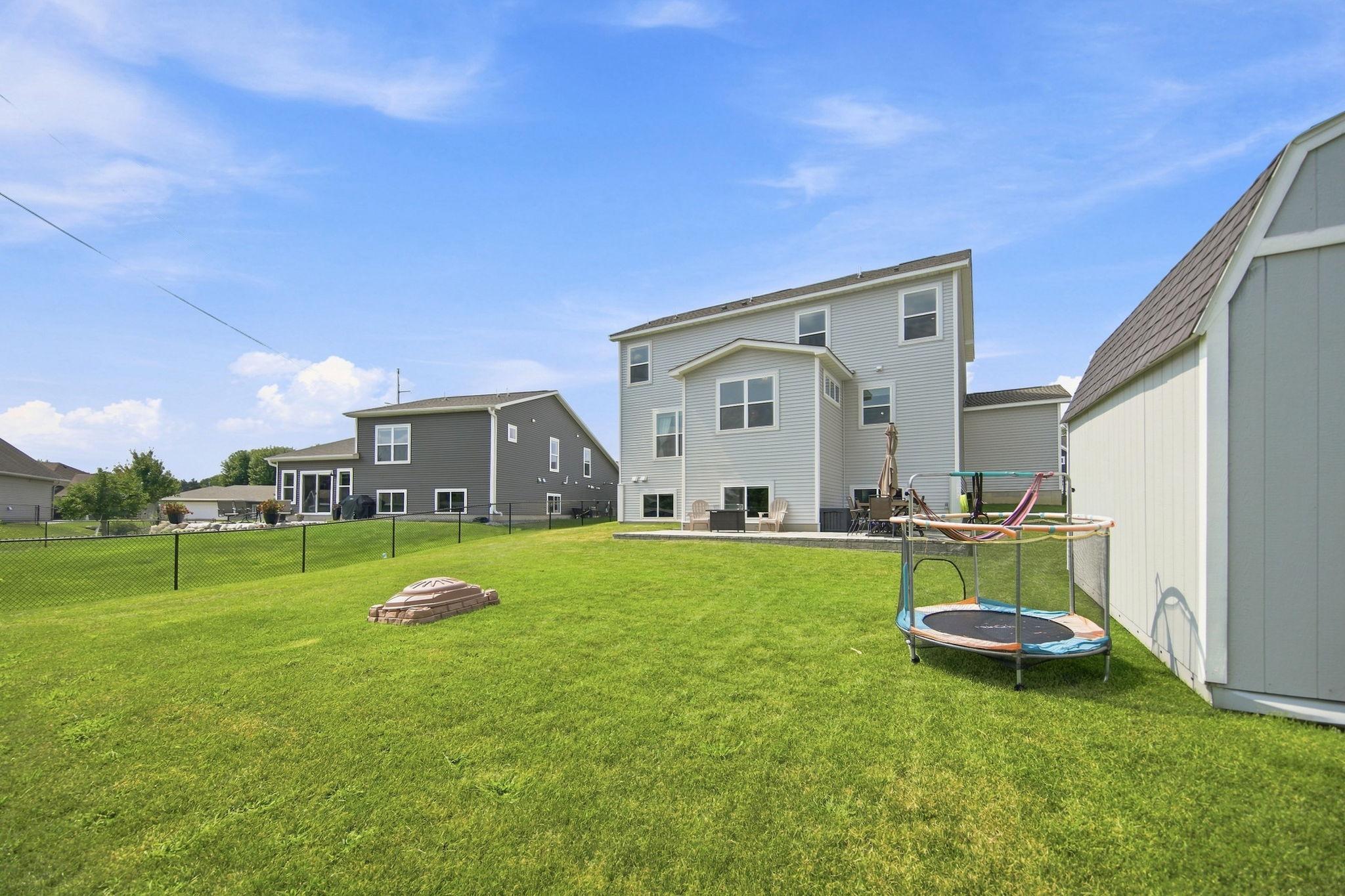 15519 Goodview Trail N Property Photo 45
