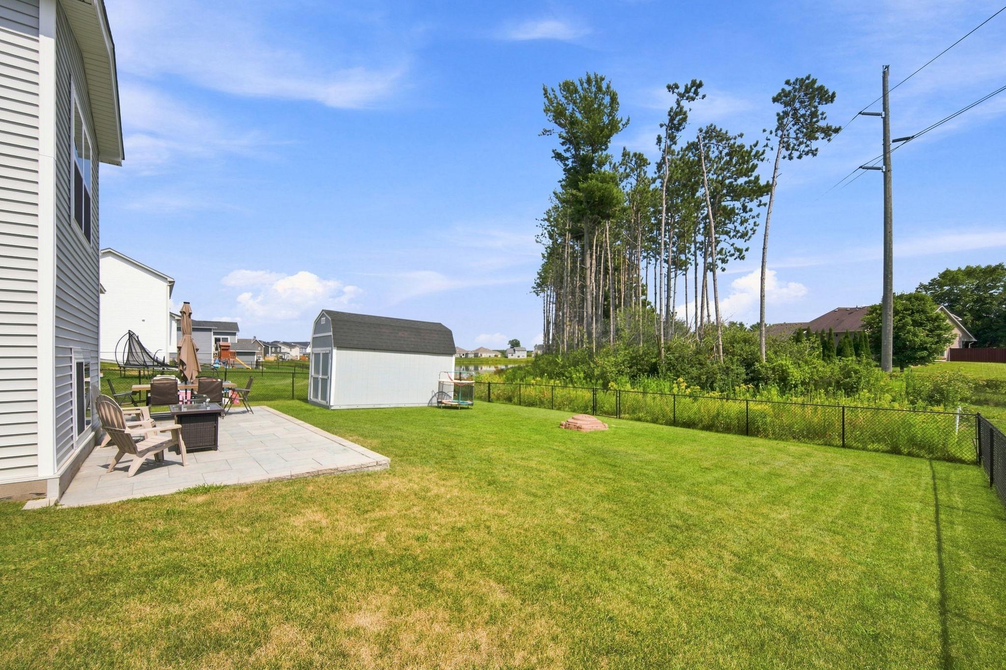 15519 Goodview Trail N Property Photo 47