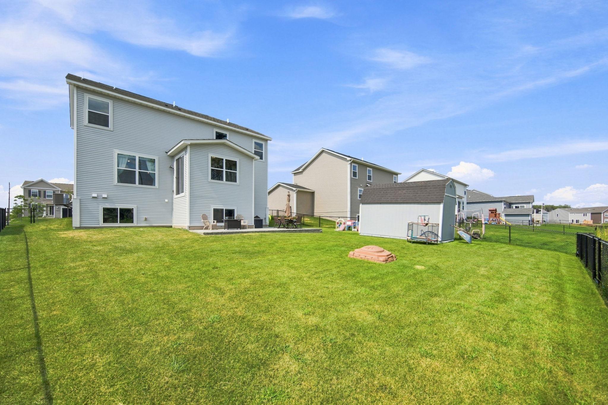 15519 Goodview Trail N Property Photo 48