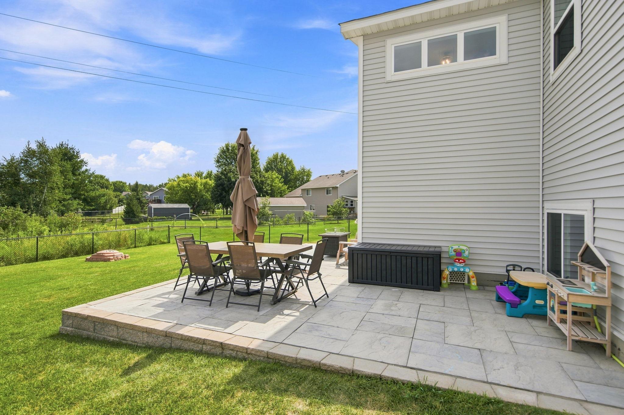 15519 Goodview Trail N Property Photo 51