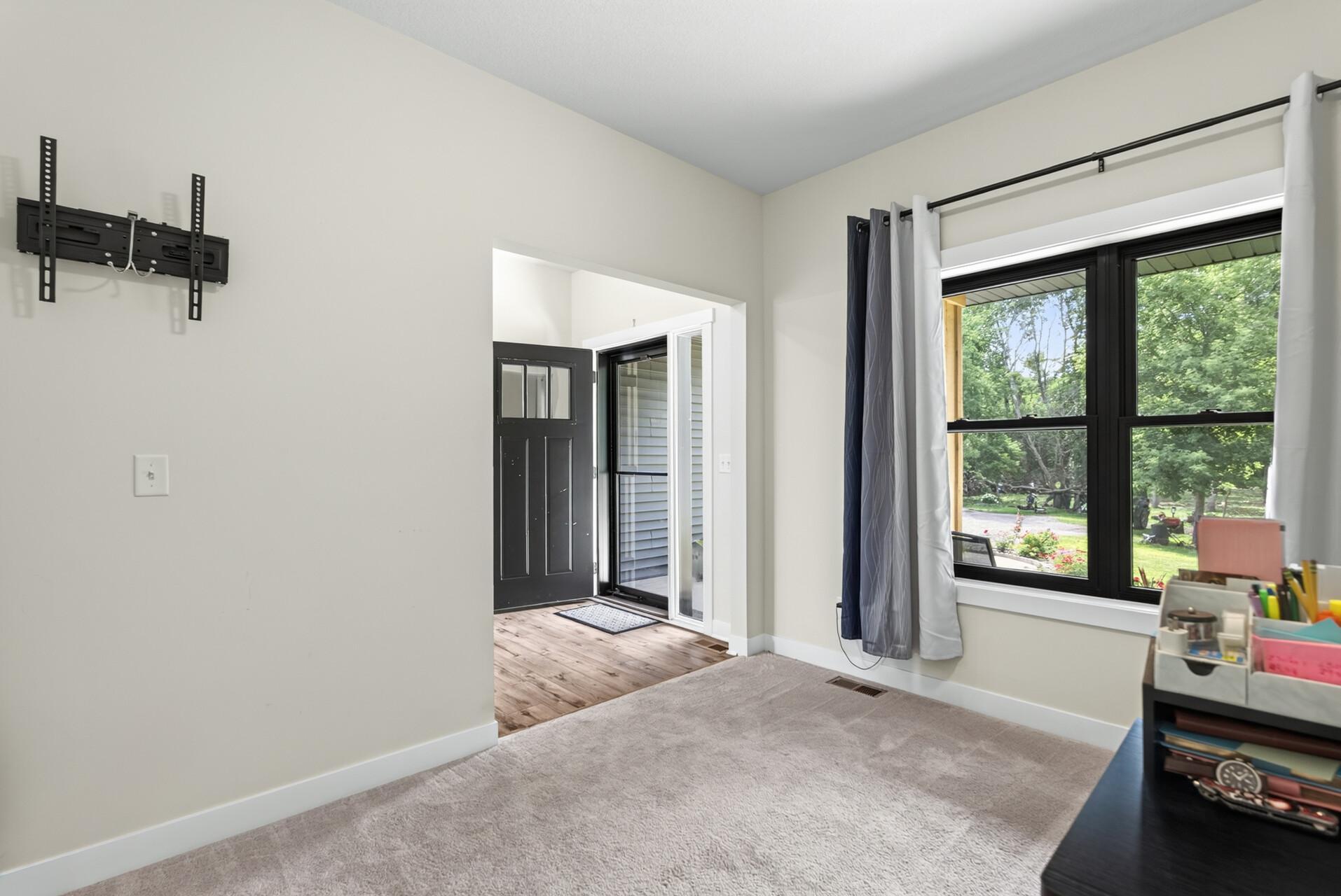 10007 173rd Avenue Se Property Photo 10