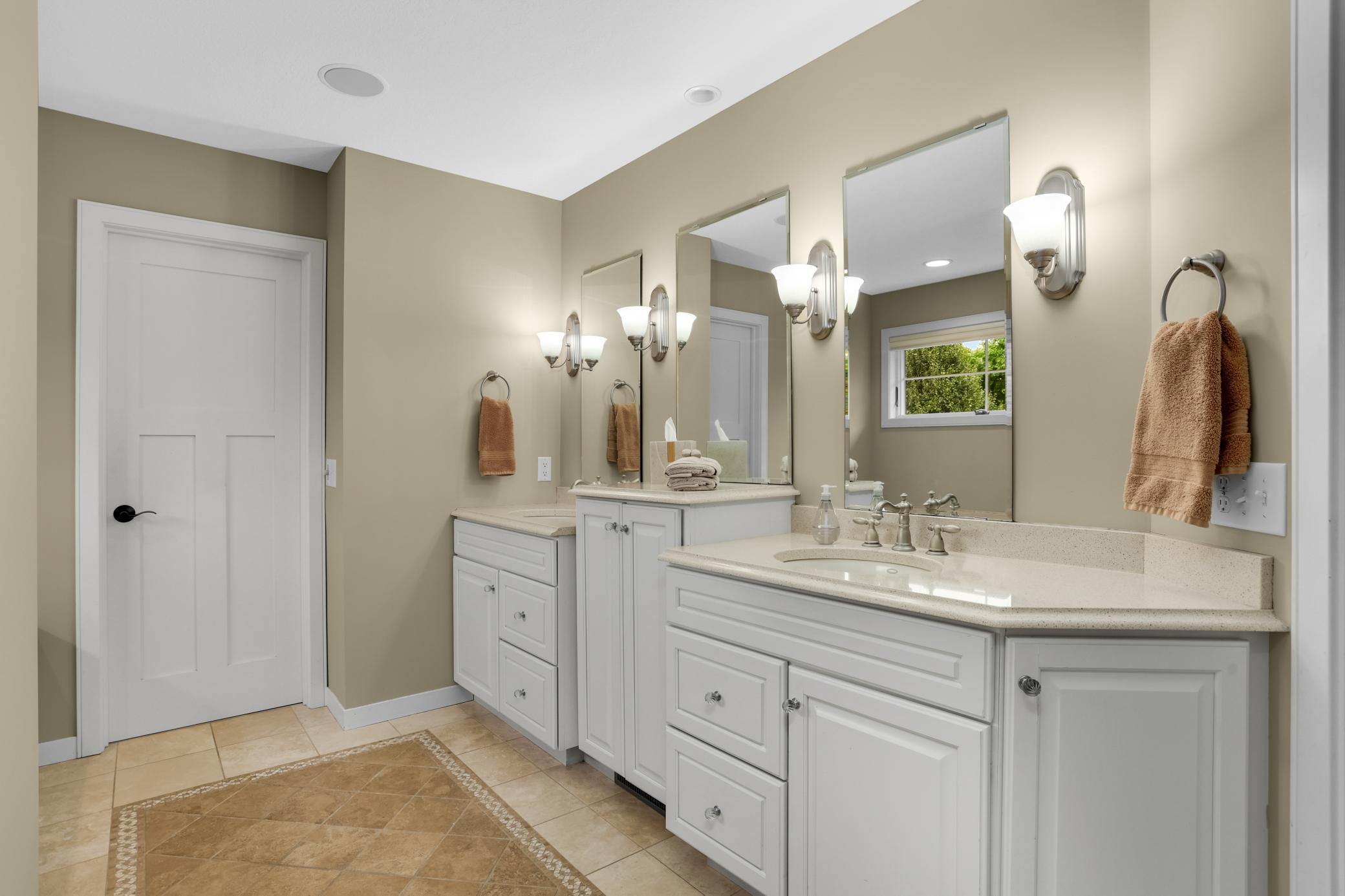 10589 Water Lily Lane Property Photo 18