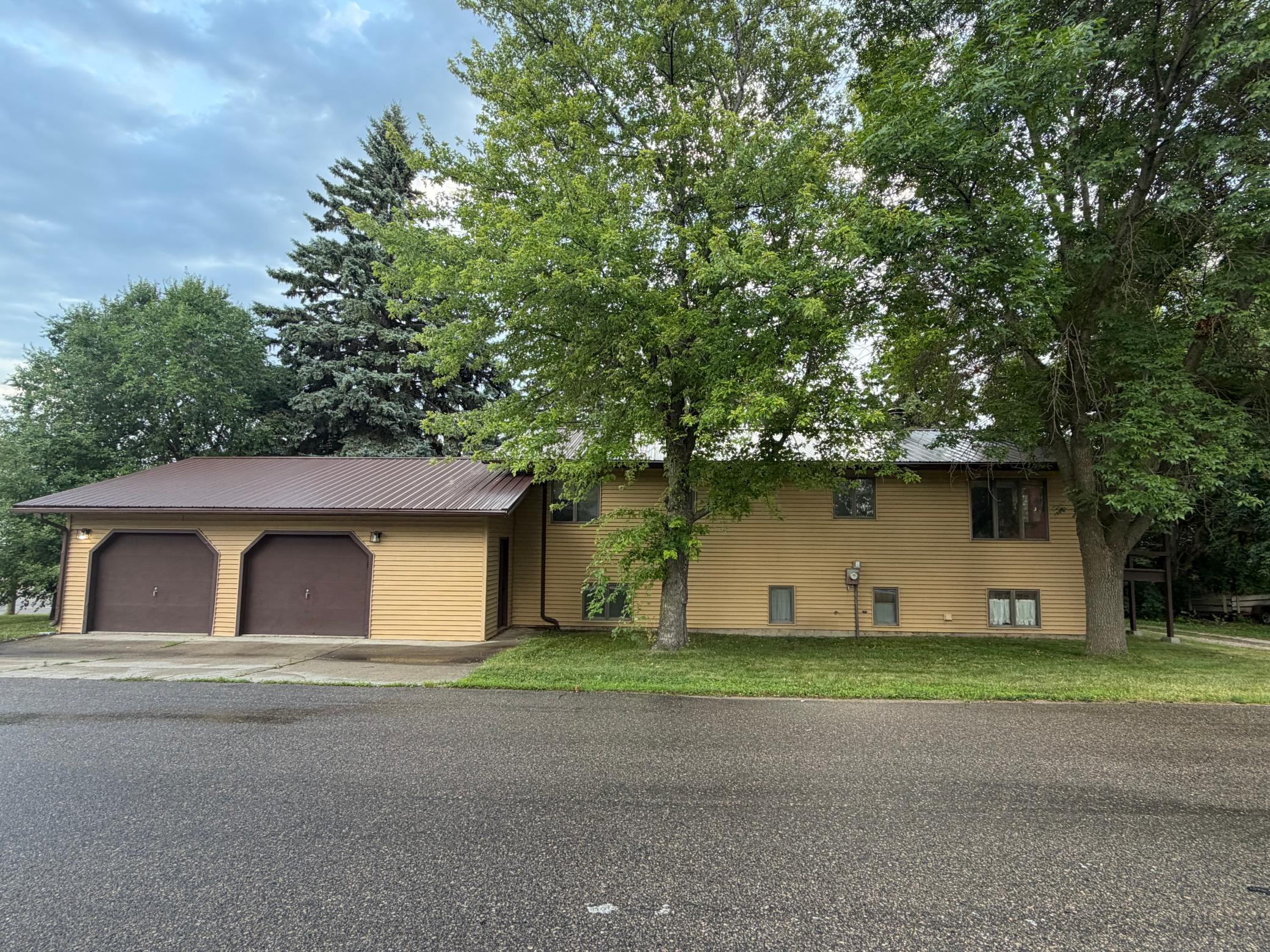 201 Birch Avenue Property Photo 1