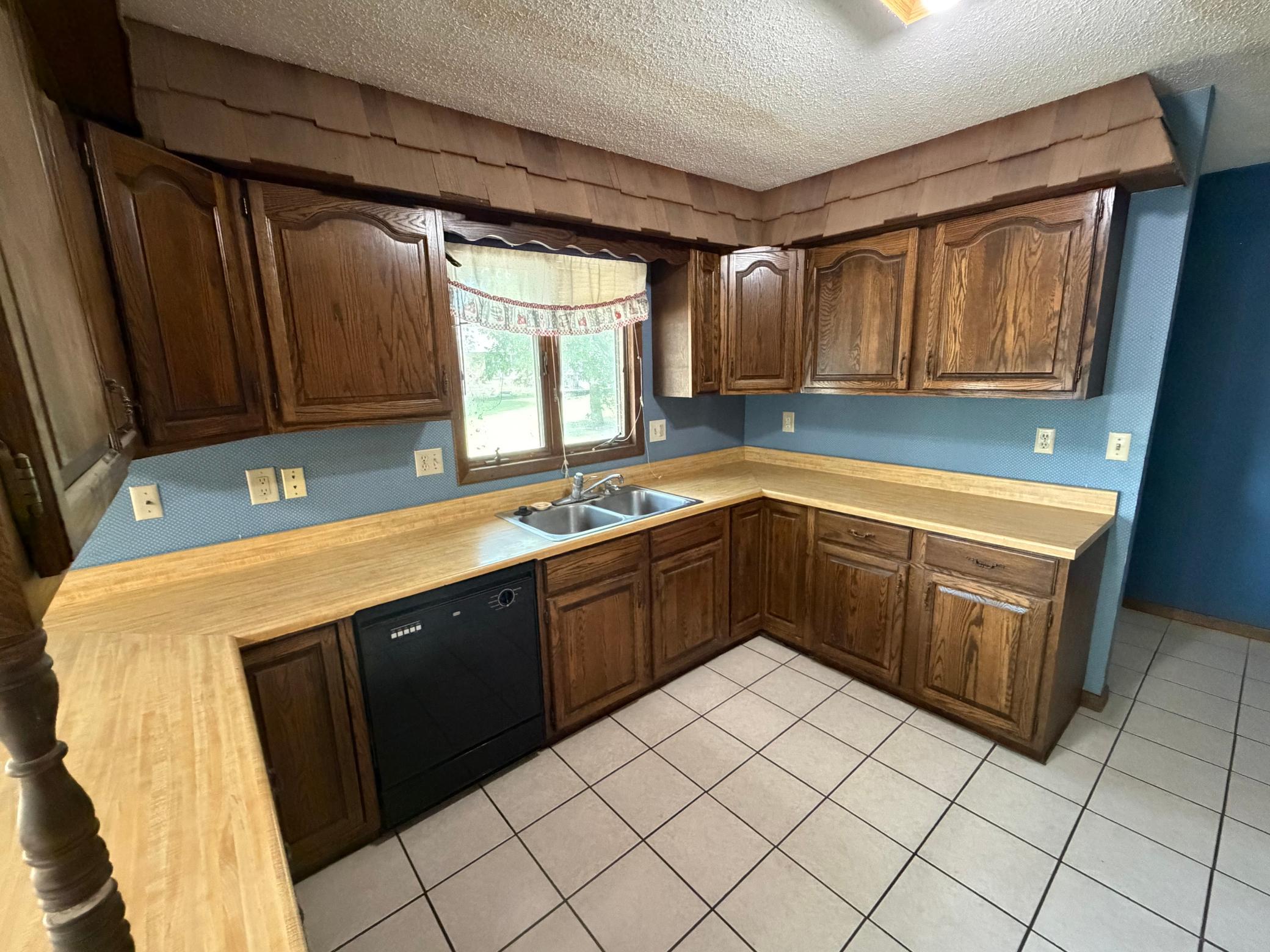 201 Birch Avenue Property Photo 4