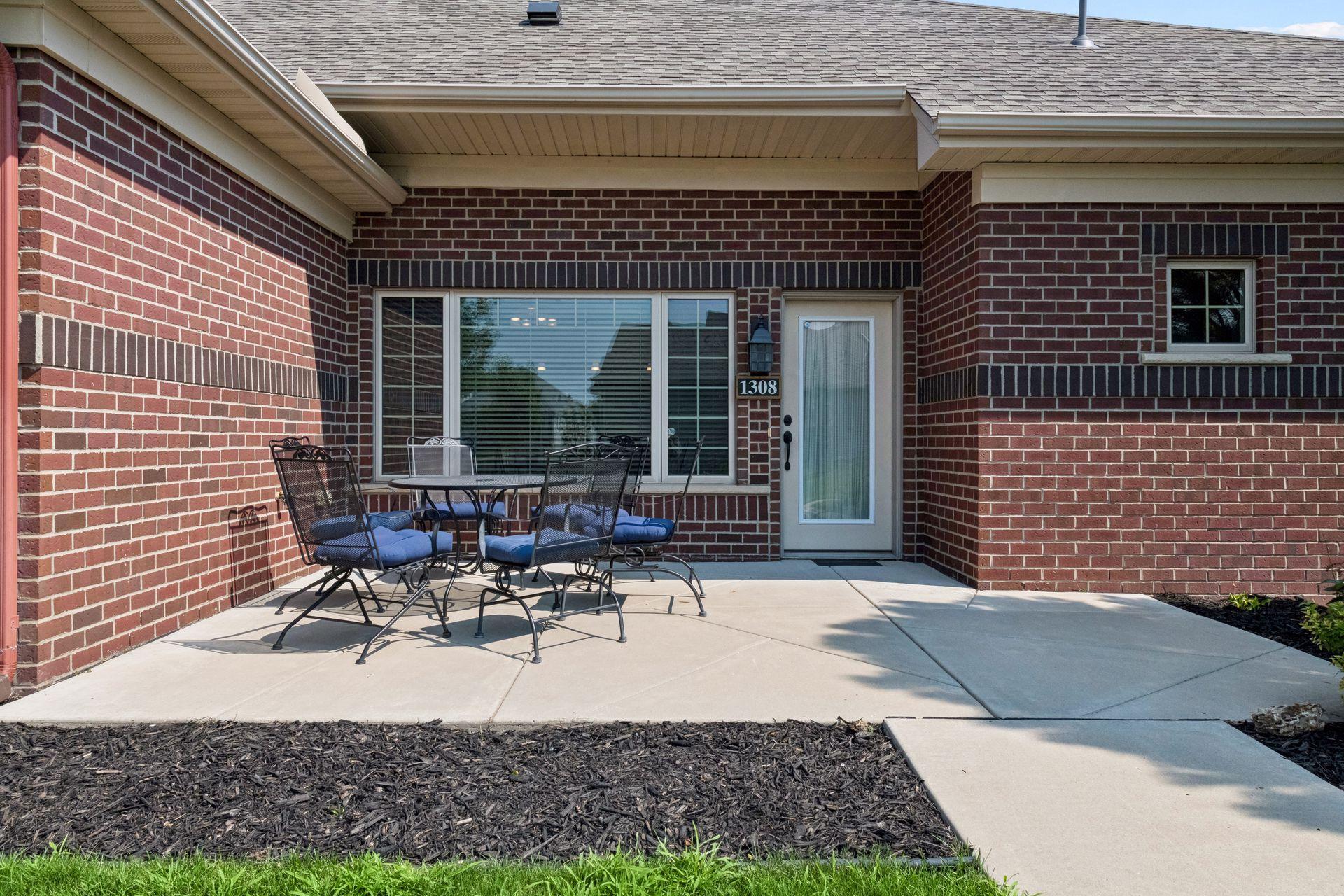 1308 Naples Avenue Property Photo 4