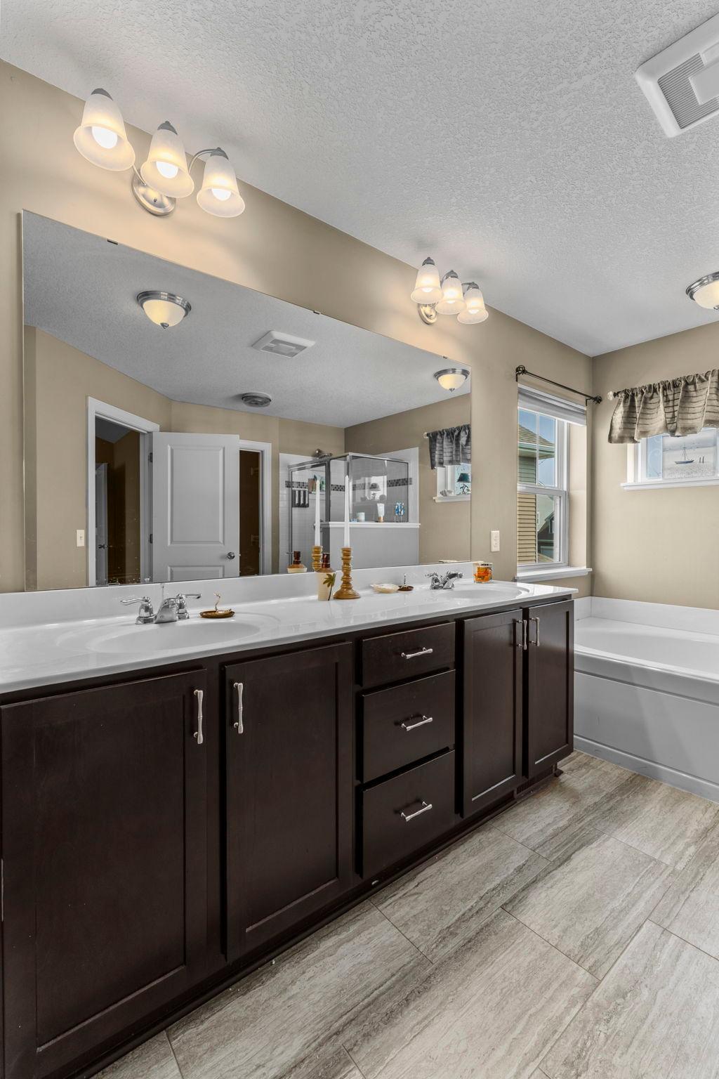 4014 Holasek Path Property Photo 40