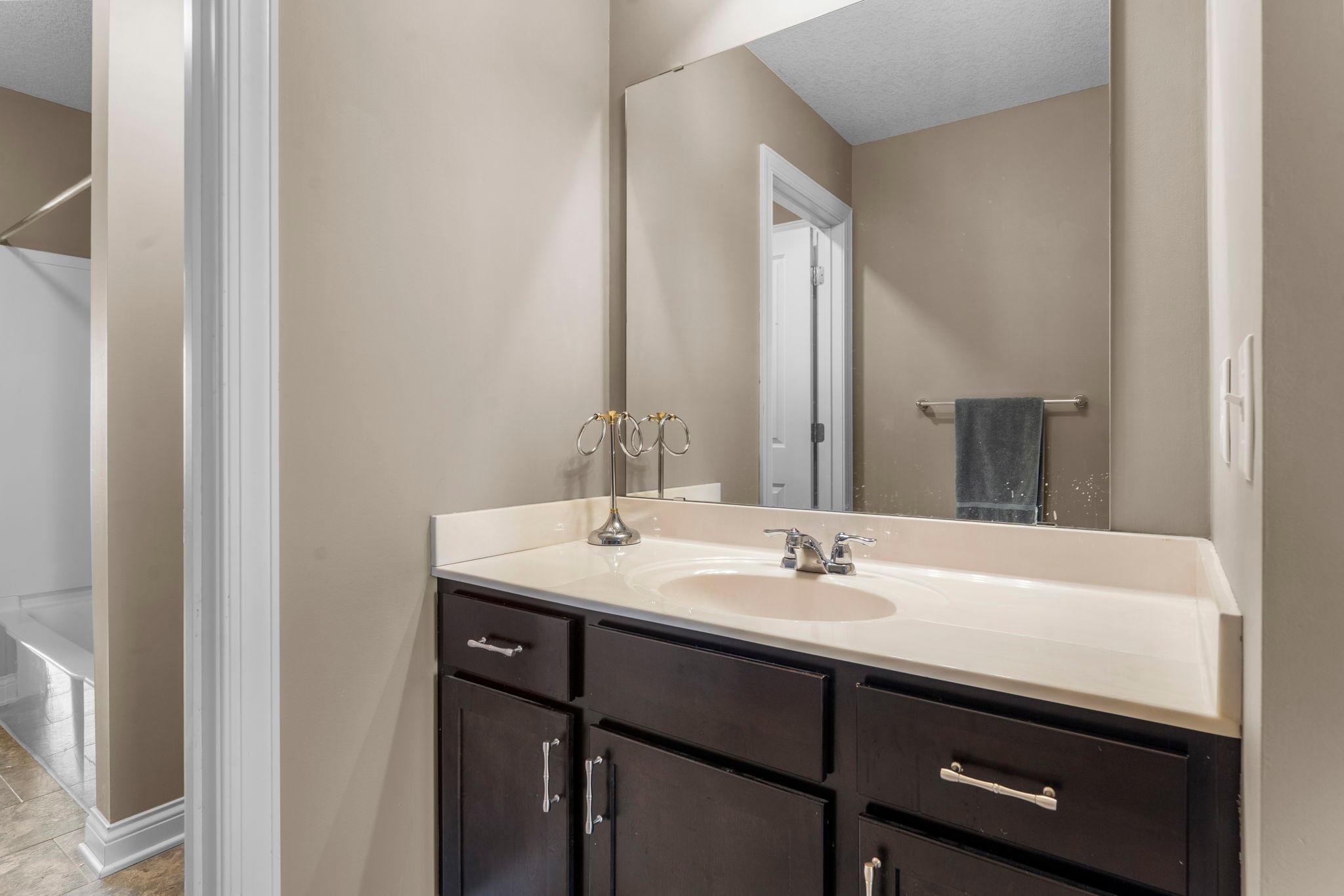 4014 Holasek Path Property Photo 47