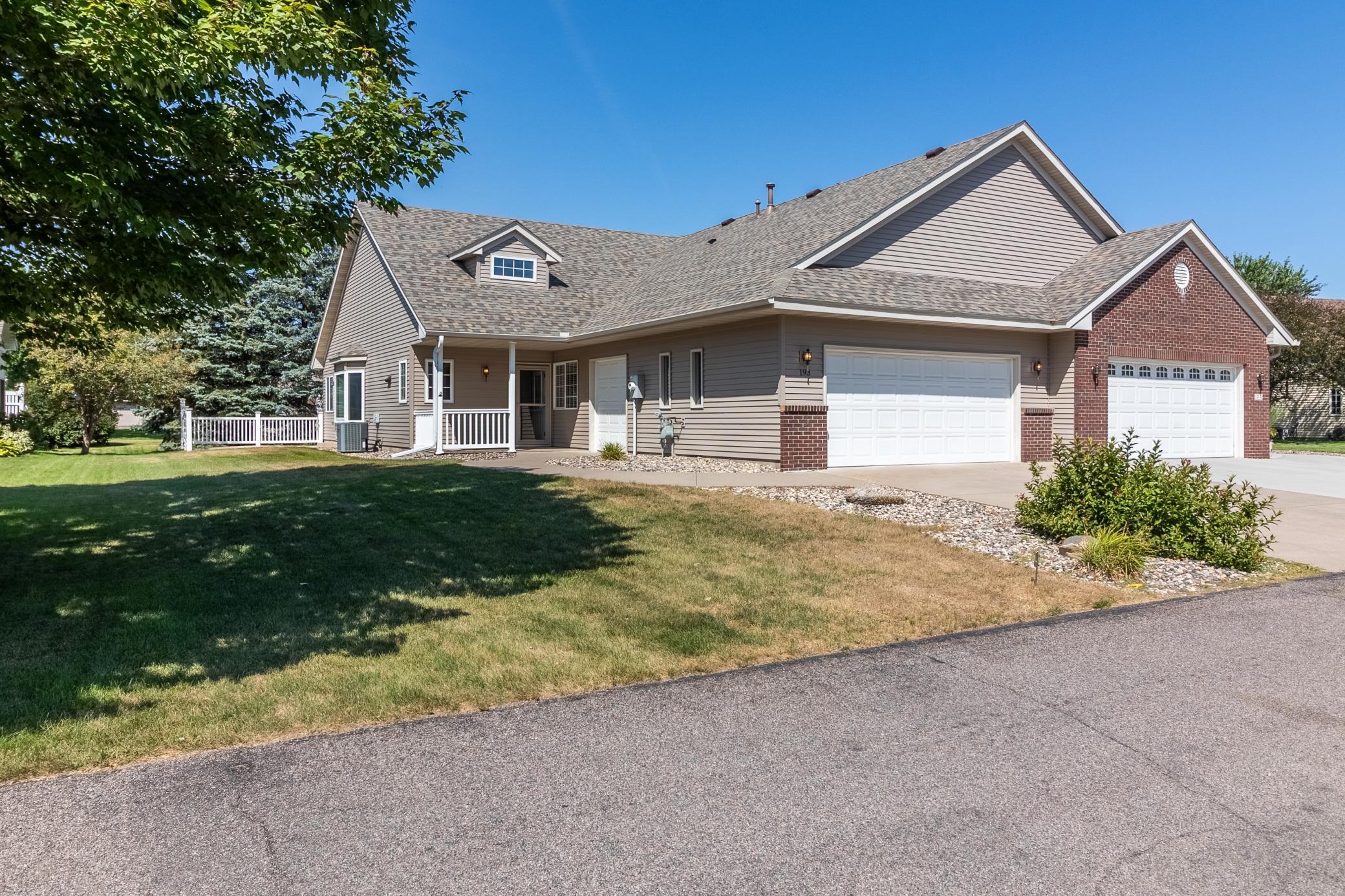 193 Goldfinch Lane Property Photo 1