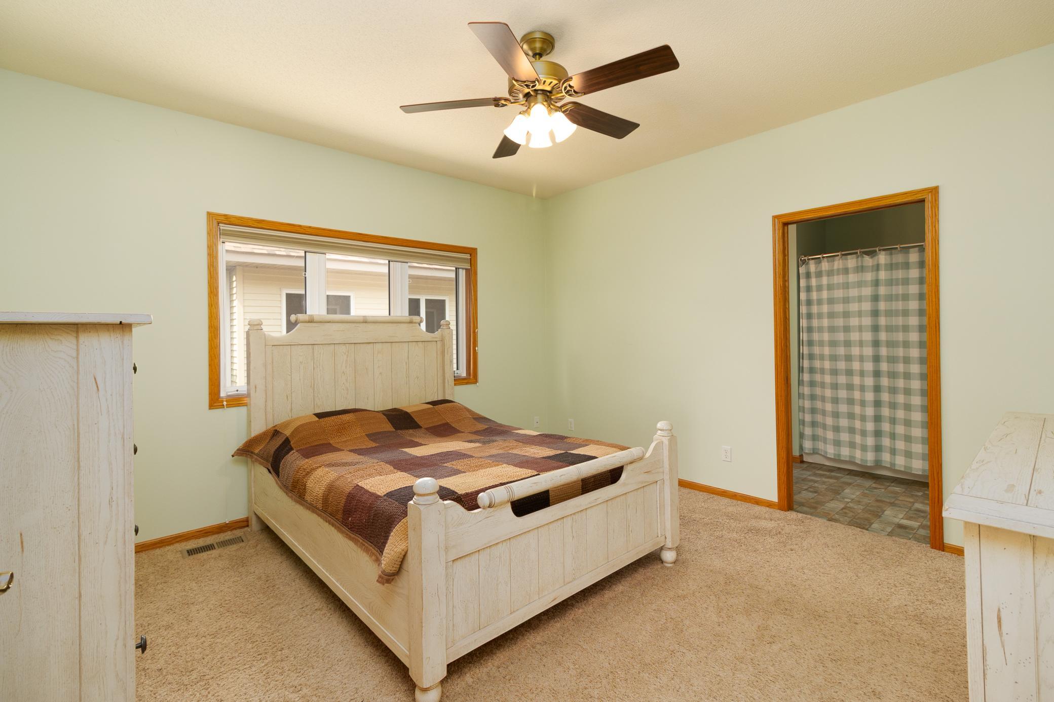 193 Goldfinch Lane Property Photo 14