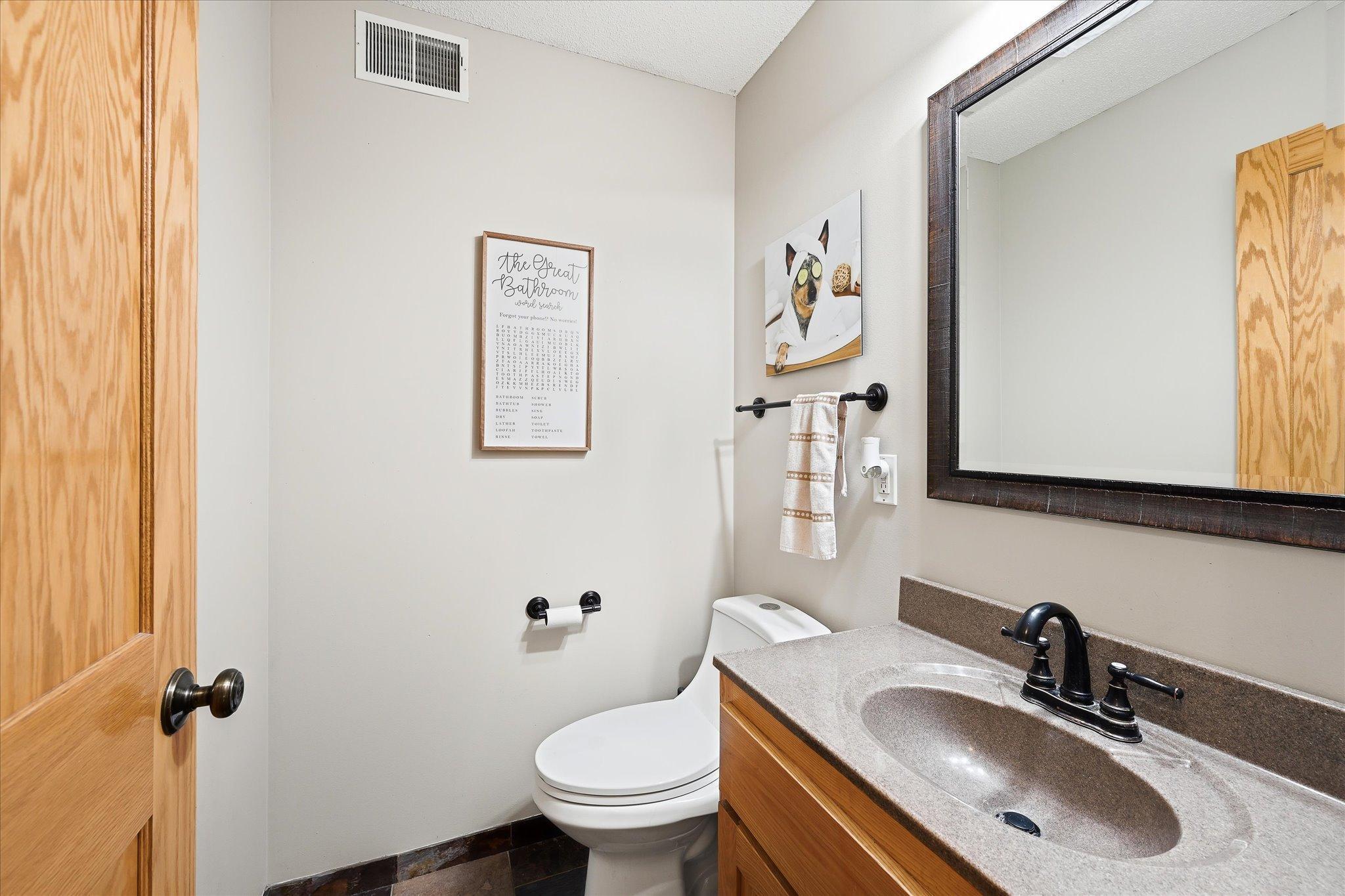 6592 Albert Court Property Photo 16