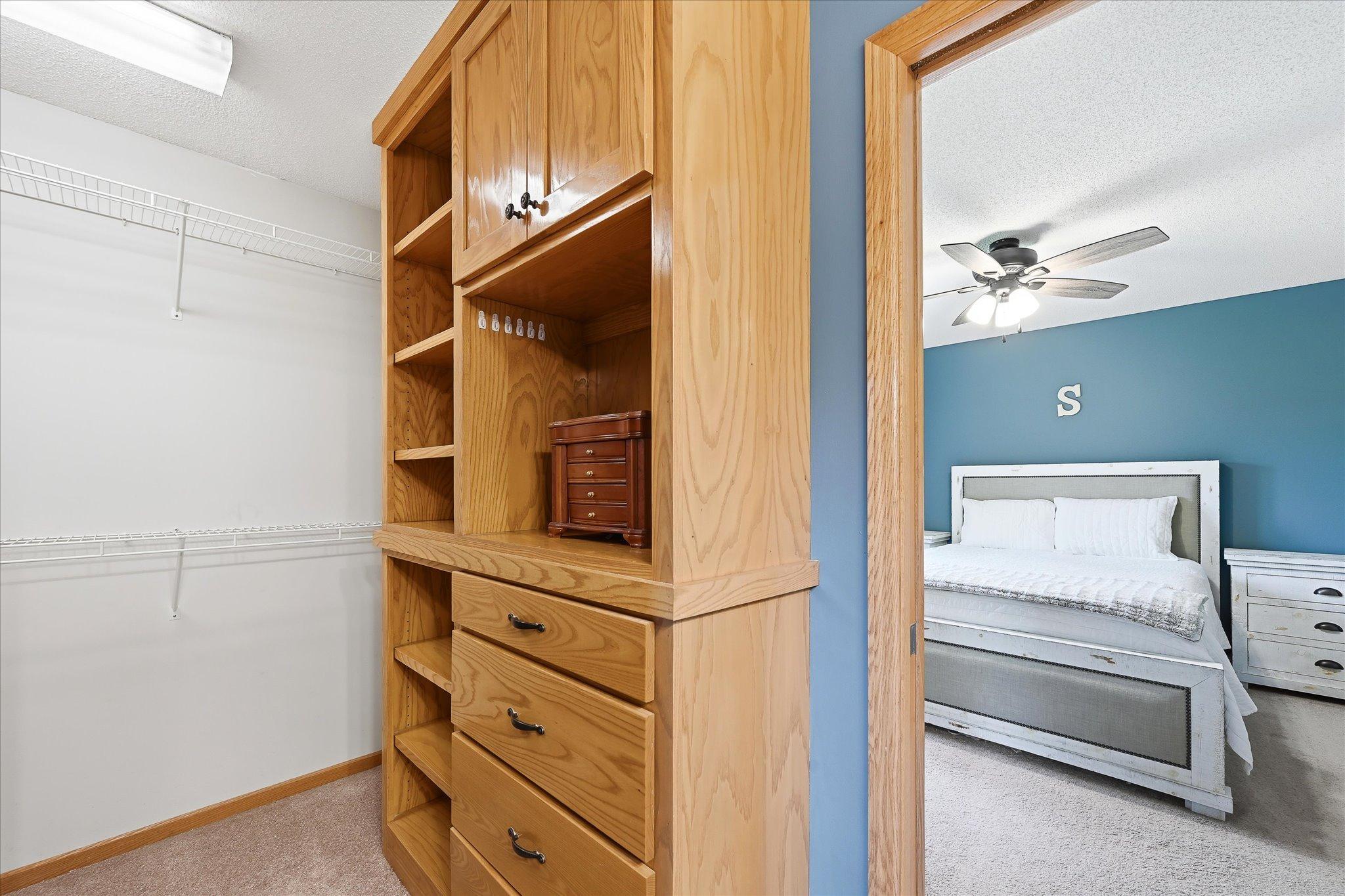 6592 Albert Court Property Photo 20