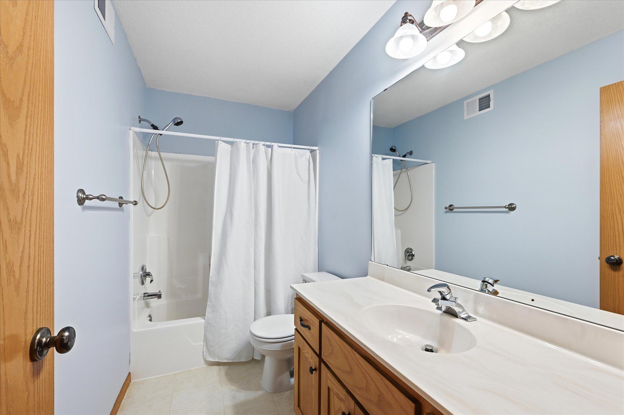 6592 Albert Court Property Photo 23