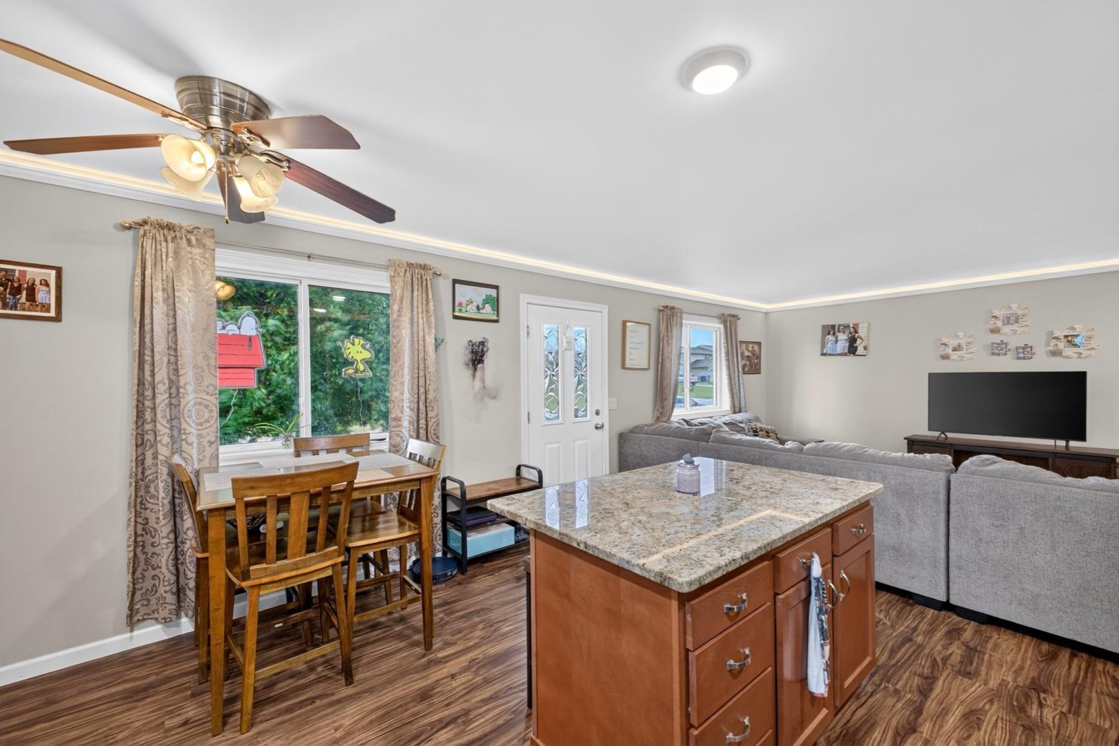 913 2nd Street Nw Property Photo 8