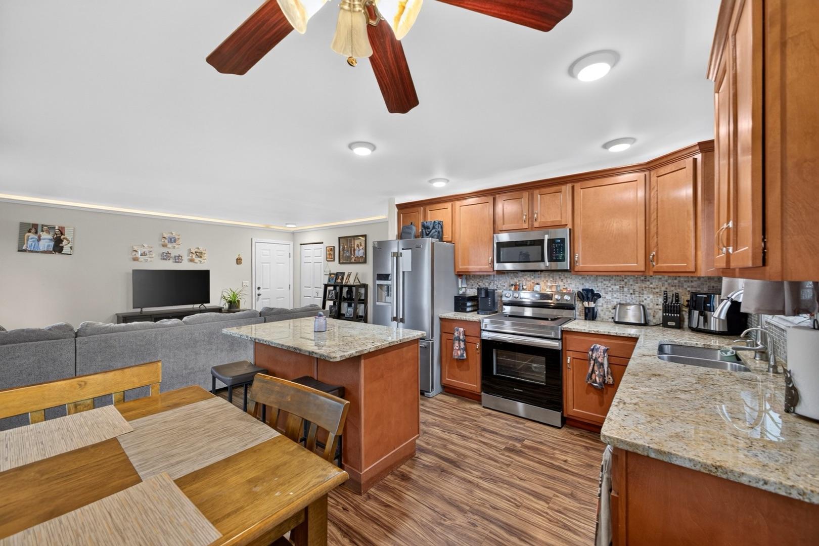 913 2nd Street Nw Property Photo 9