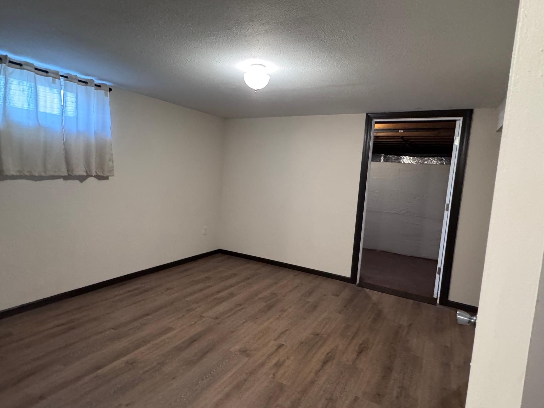 101 2nd Avenue E Property Photo 12