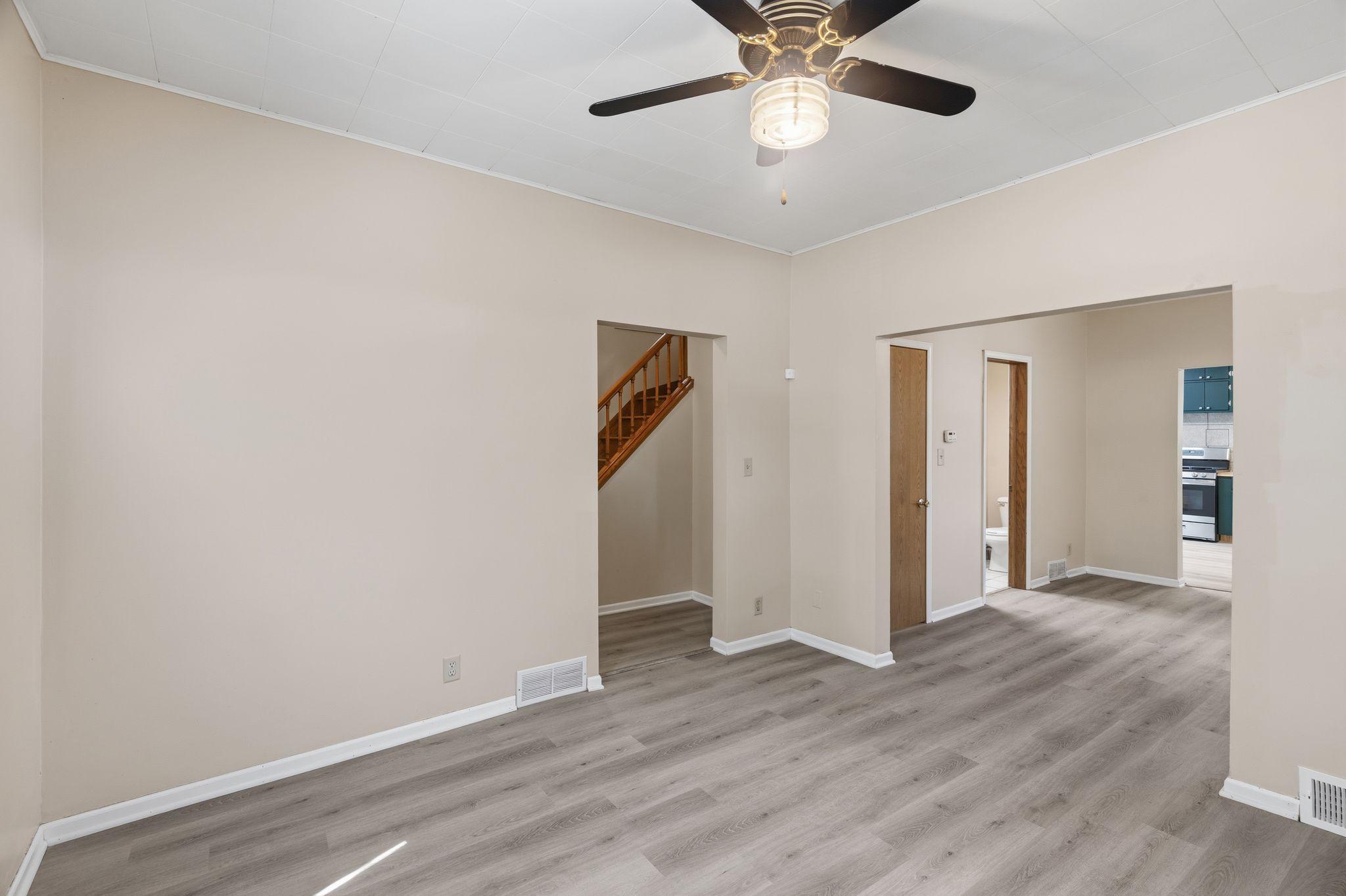 395 Lafond Avenue Property Photo 9