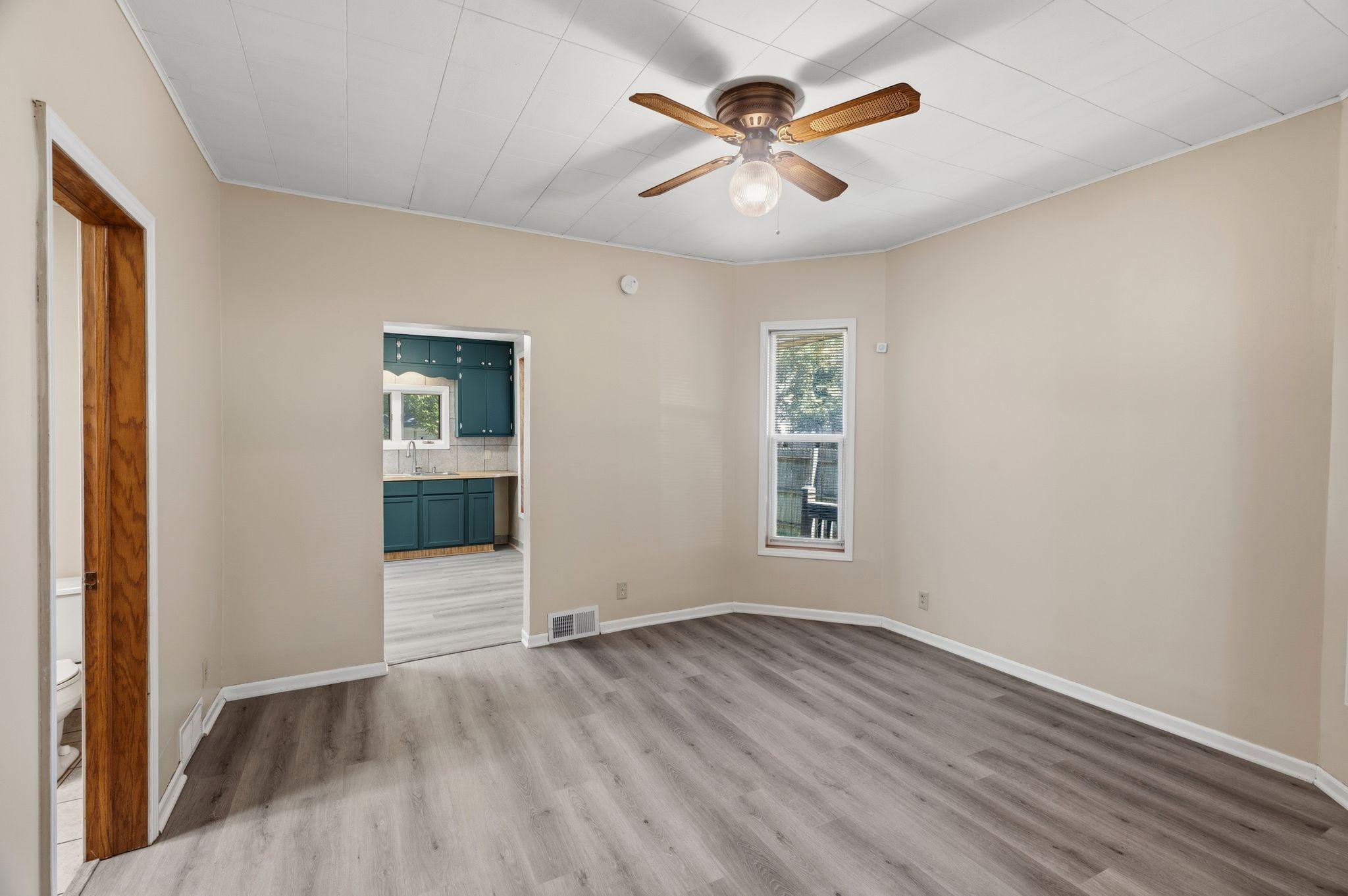 395 Lafond Avenue Property Photo 11