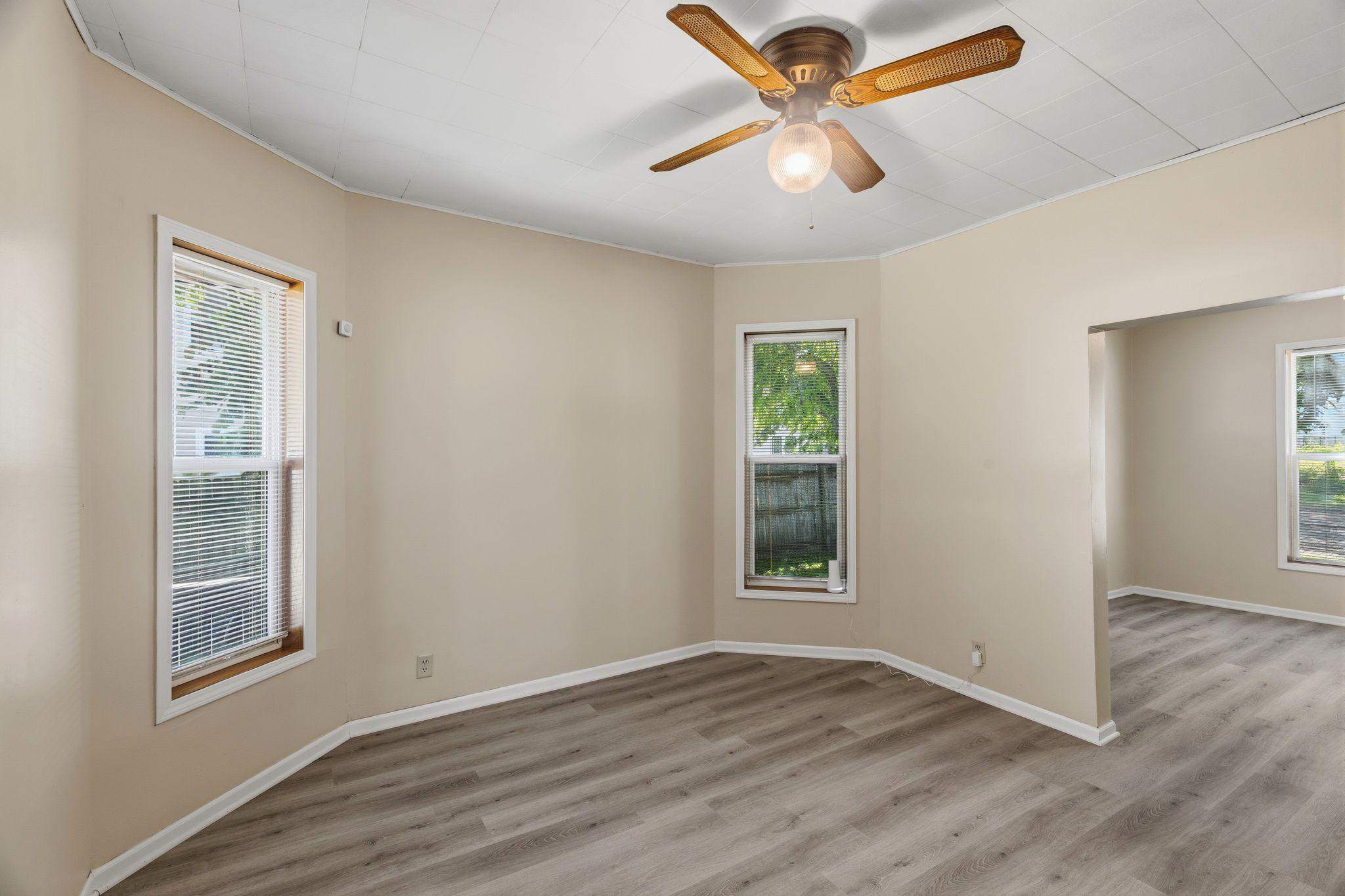 395 Lafond Avenue Property Photo 12