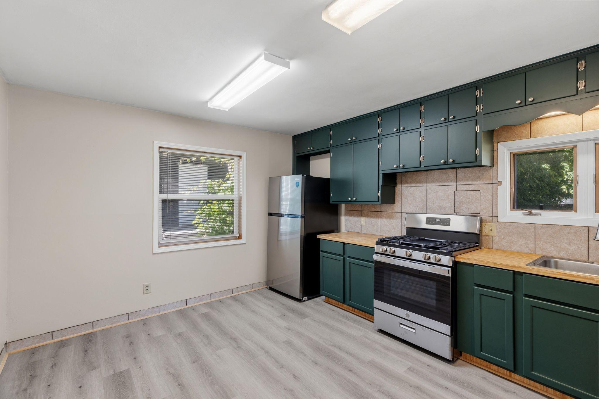 395 Lafond Avenue Property Photo 17